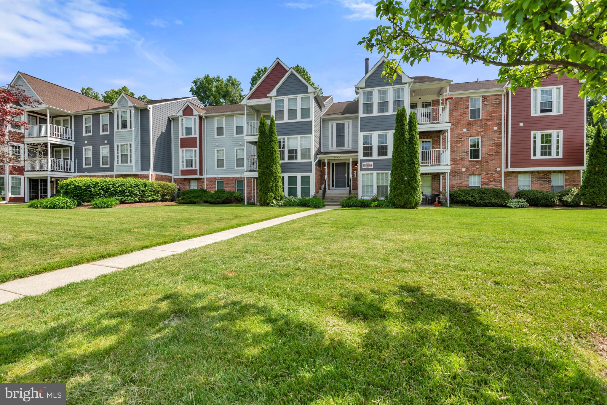 DEERFIELD - Residential