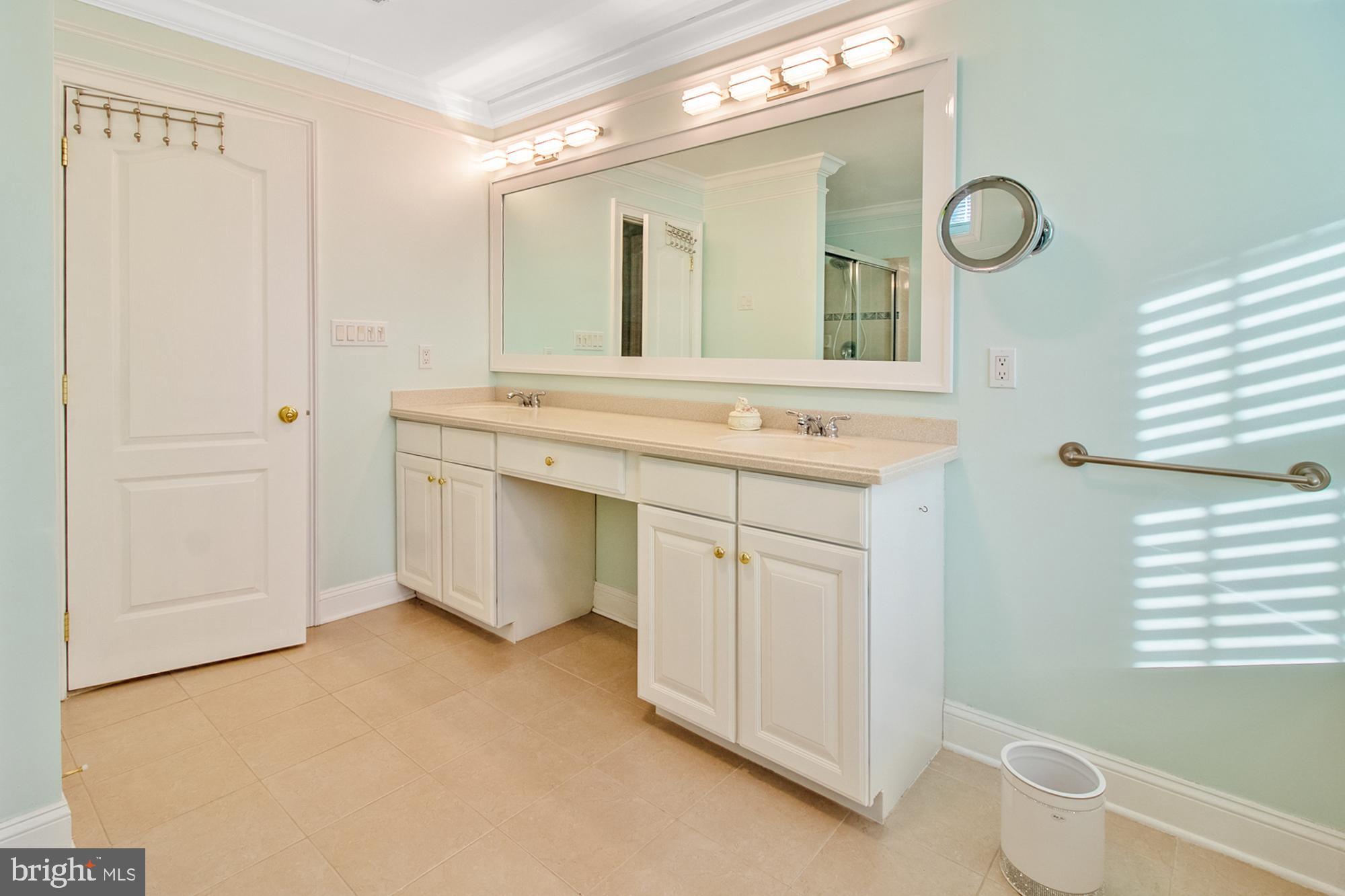 DEERBROOK - Residential