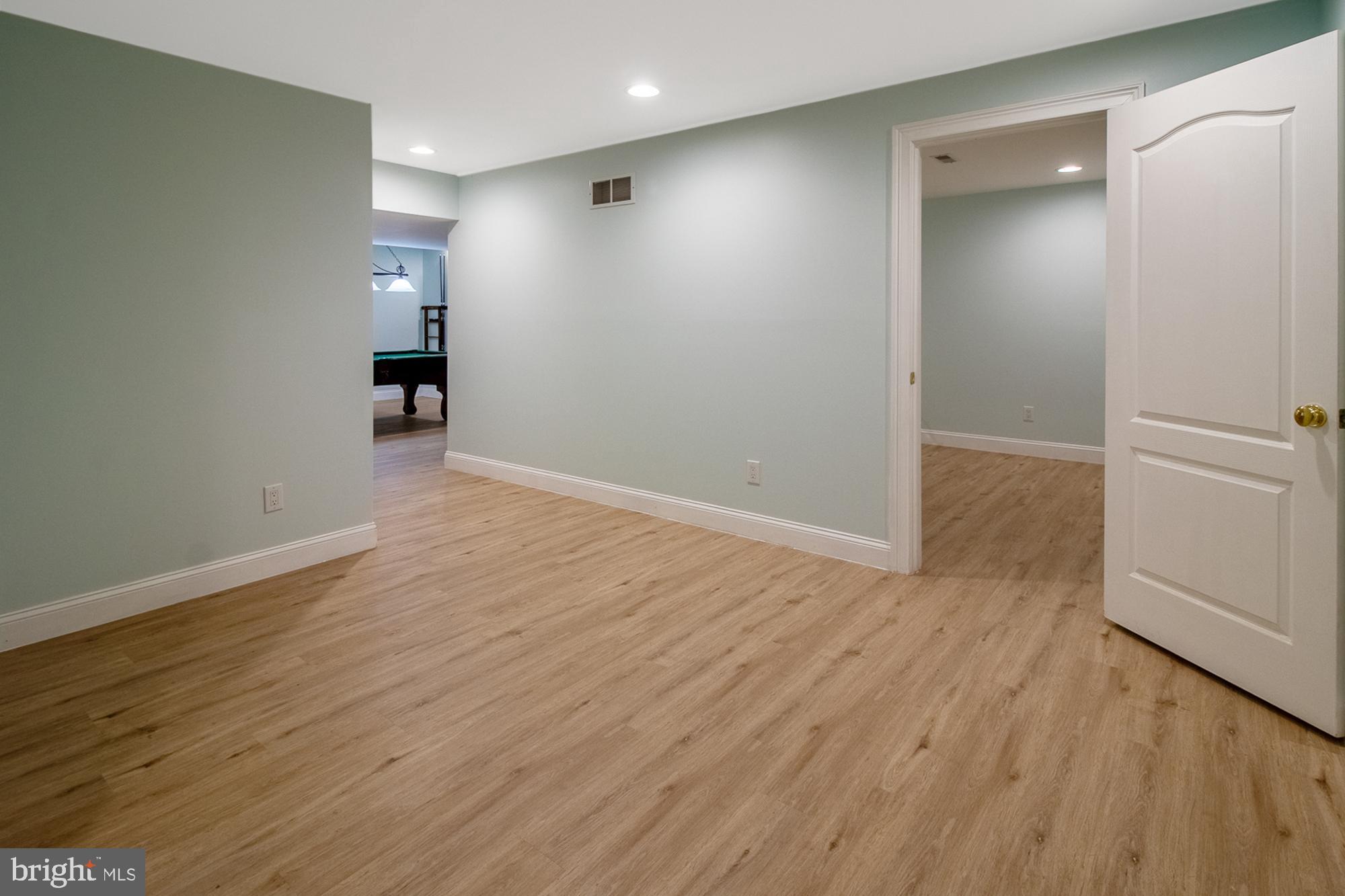 DEERBROOK - Residential