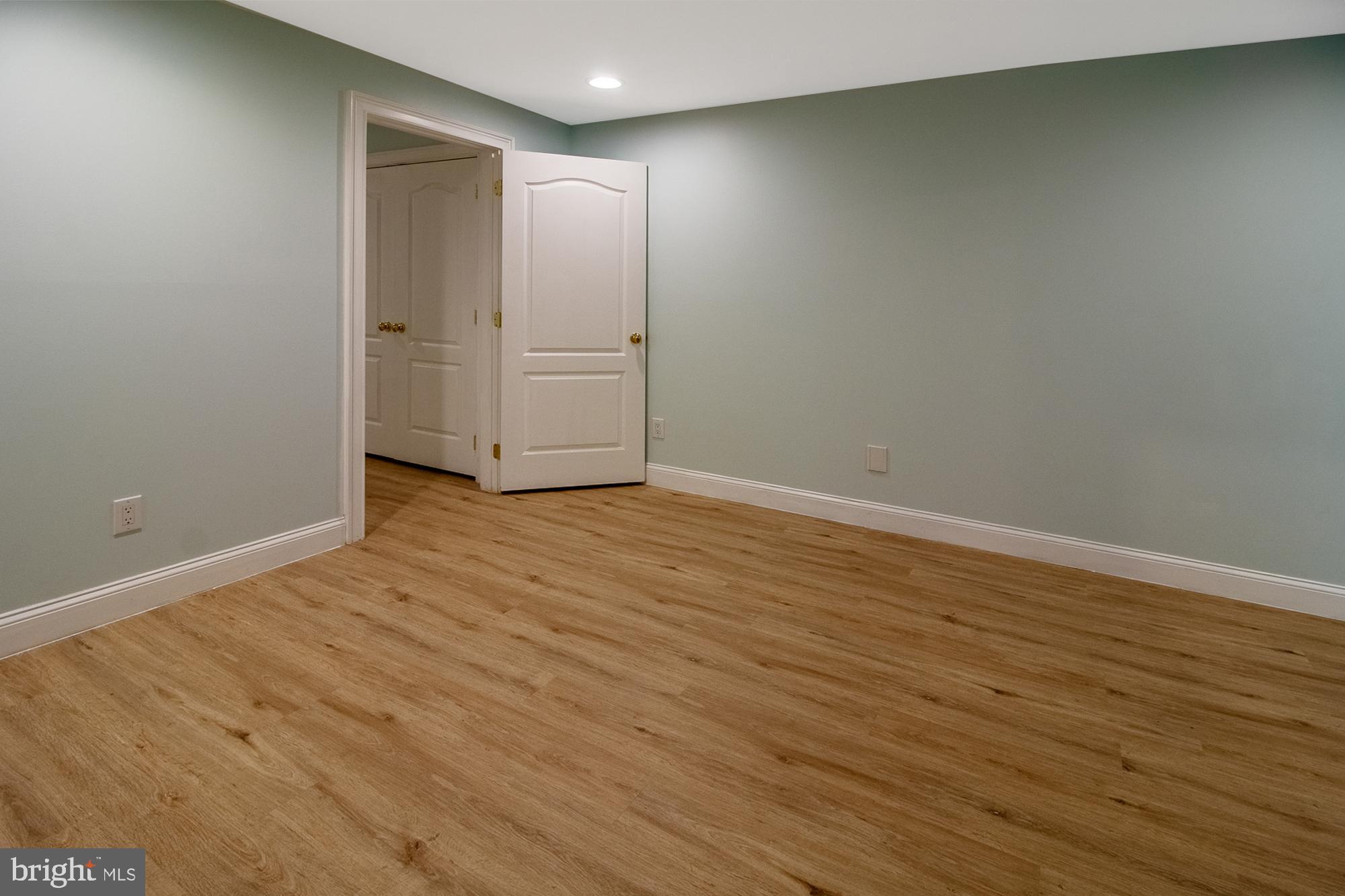 DEERBROOK - Residential