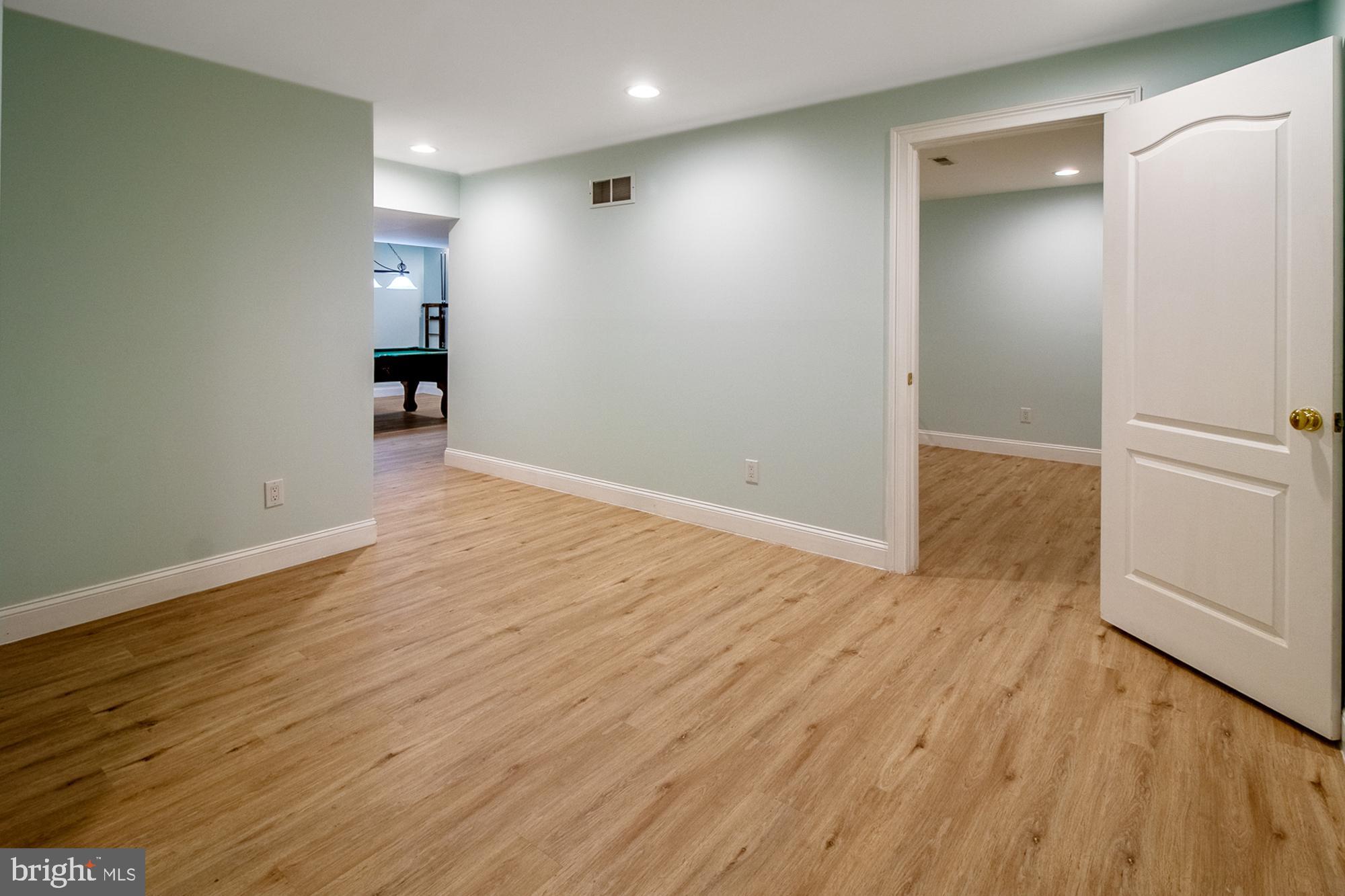 DEERBROOK - Residential