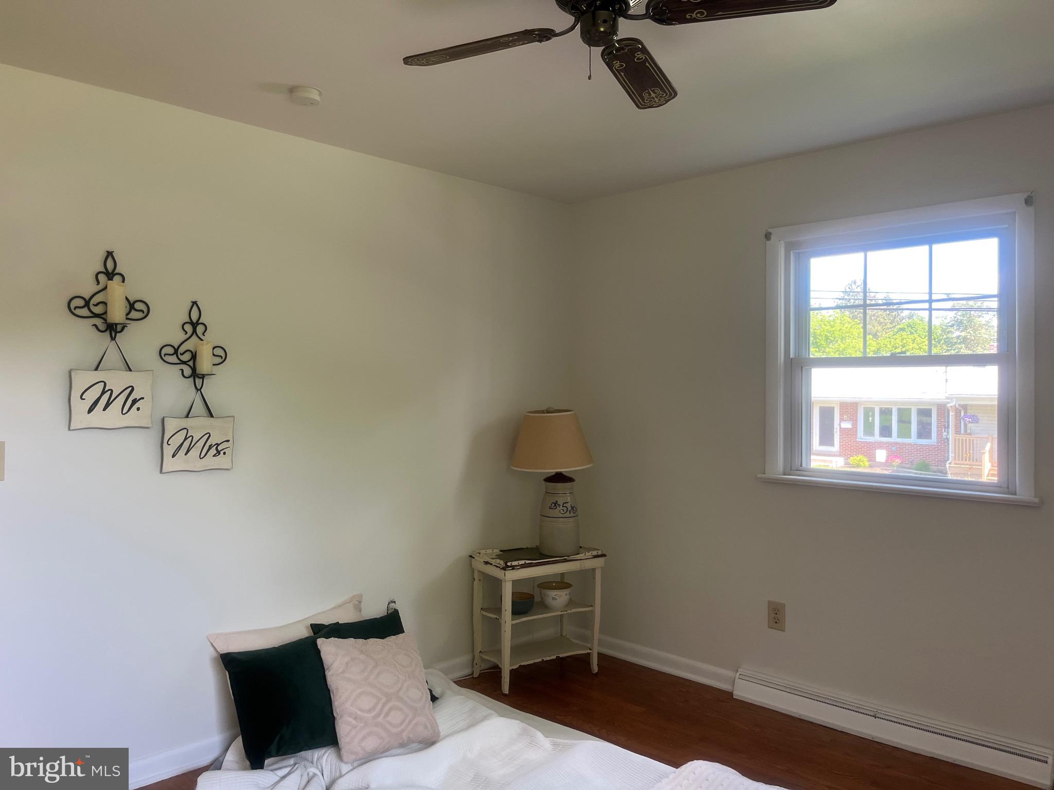 WESTVIEW ACRES - Residential