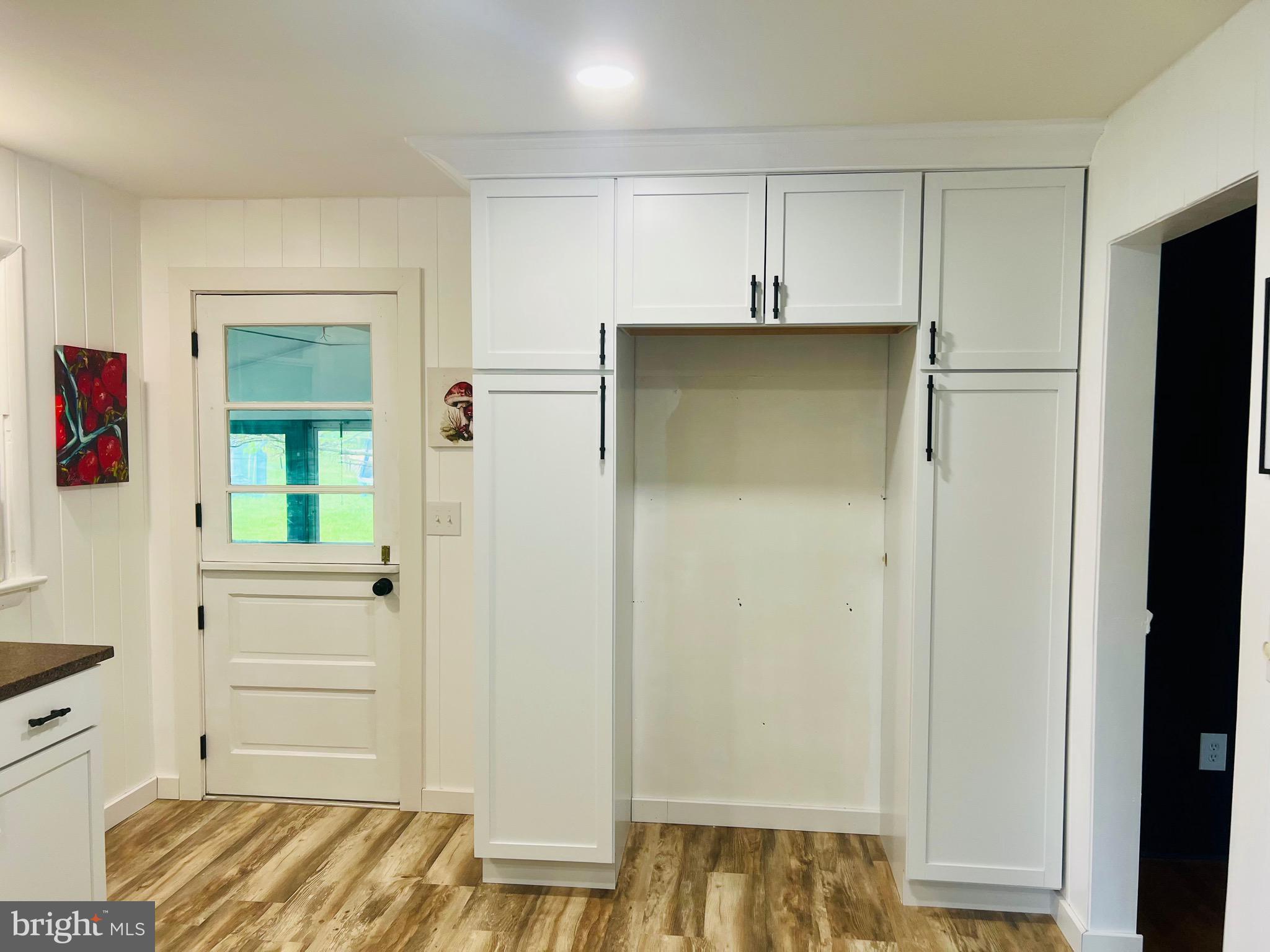 WESTVIEW ACRES - Residential