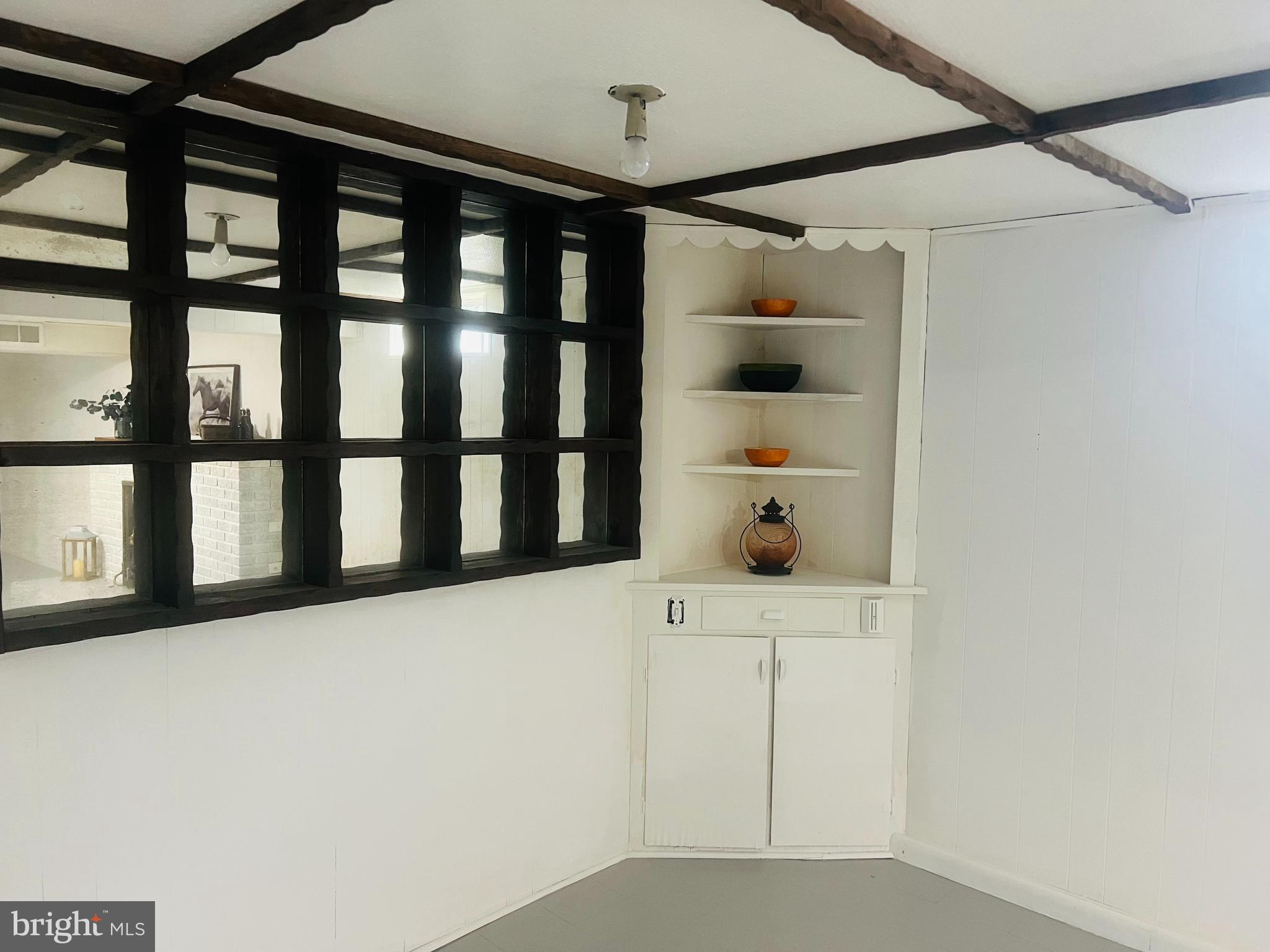 WESTVIEW ACRES - Residential