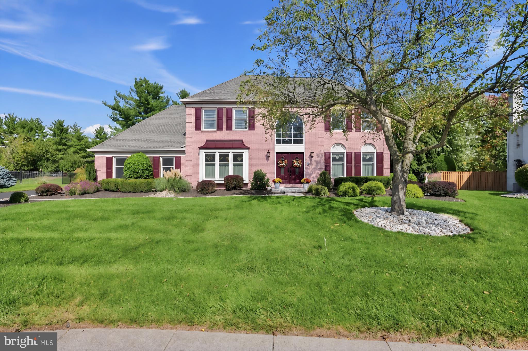 700 FOX HOLLOW DRIVE