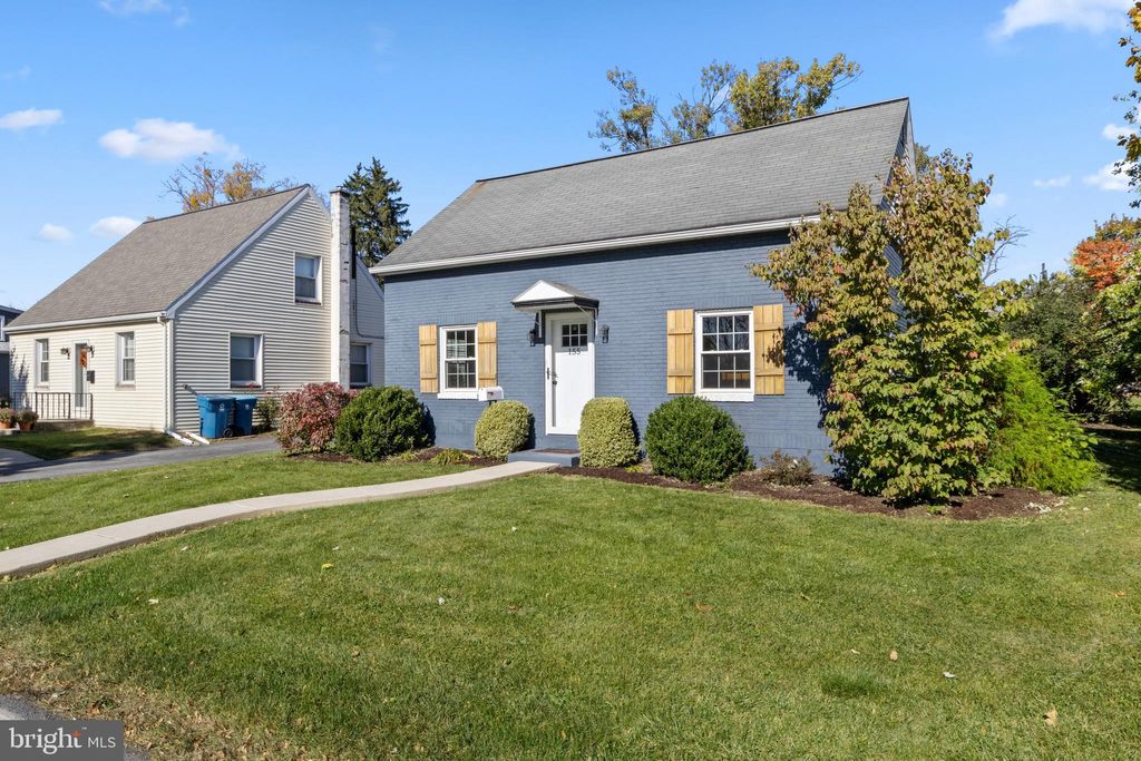 Photo of 155 W Broad Street, Salunga, PA 17538 (MLS # PALA2059234)