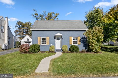 Photo of 155 W Broad Street, Salunga, PA 17538 (MLS # PALA2059234)