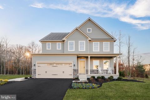 Photo of 9208 Parkfield Avenue #B017, WALDORF, MD 20603 (MLS # MDCH2053644)