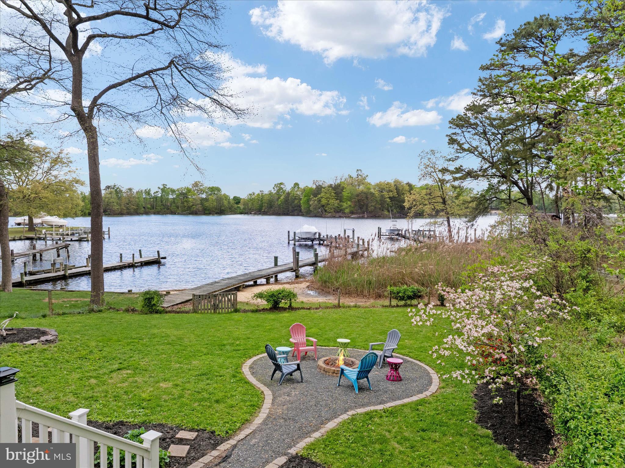 1570 ANNAPOLIS DRIVE