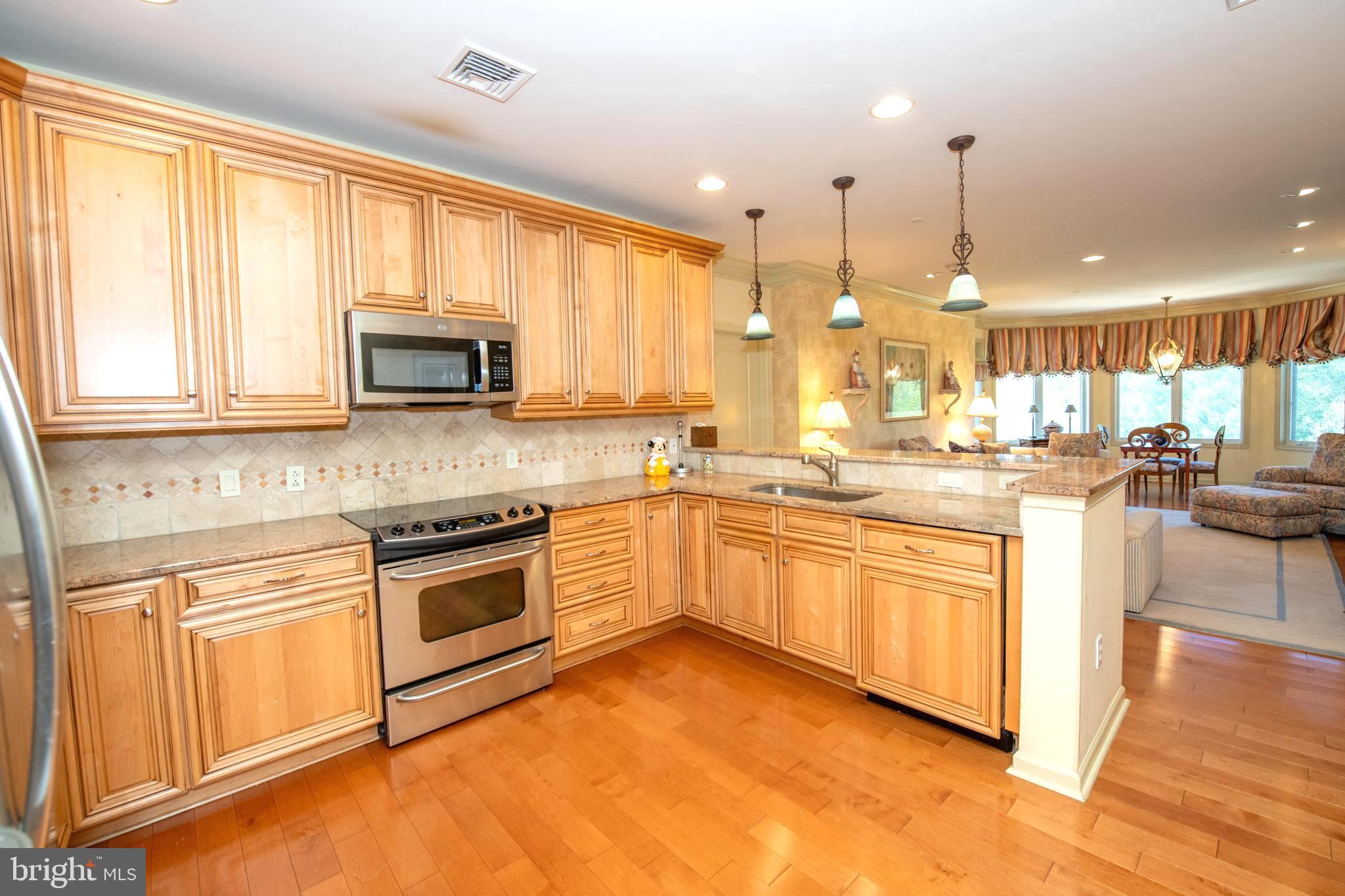 HUNTINGDON PLACE - Residential