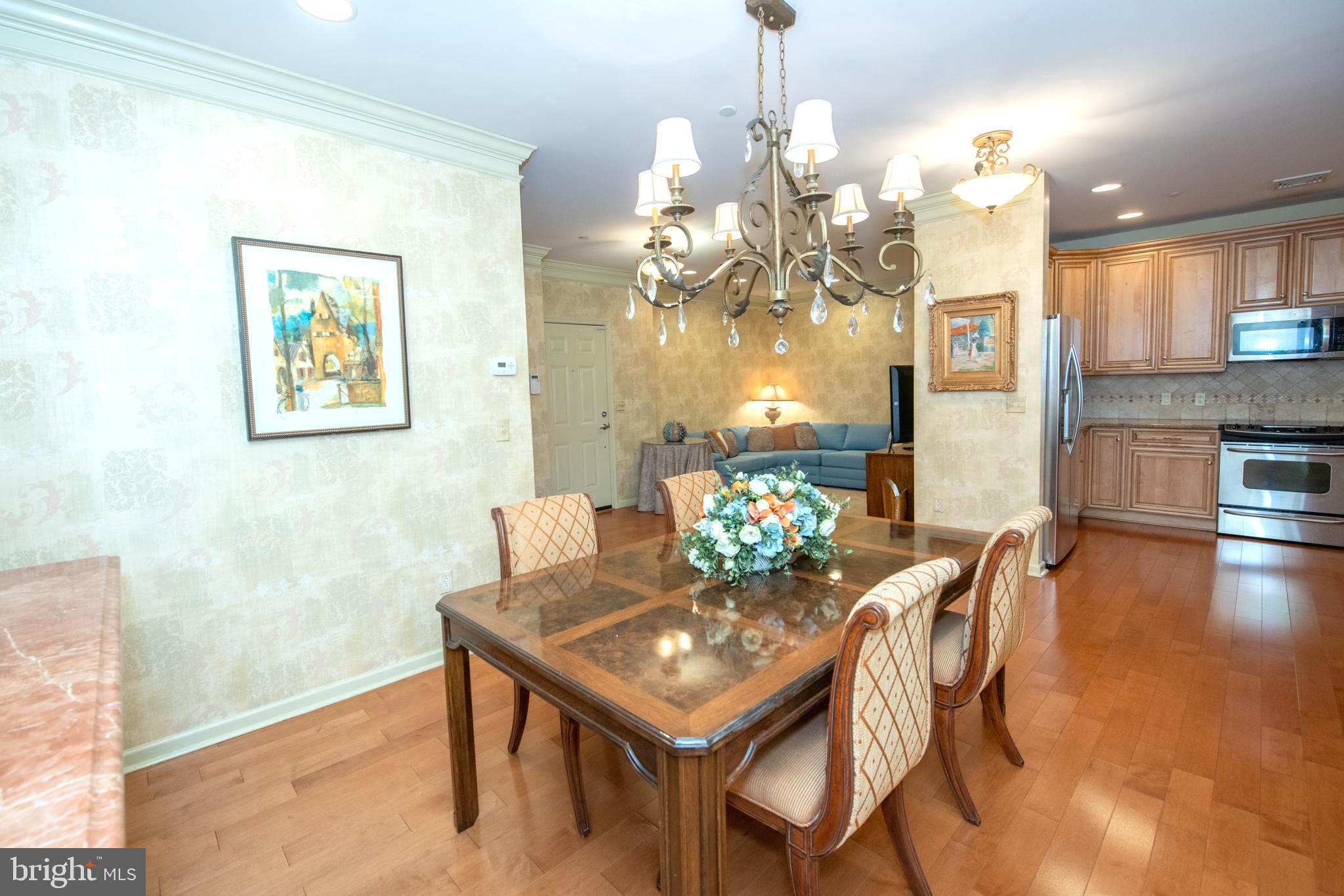 HUNTINGDON PLACE - Residential