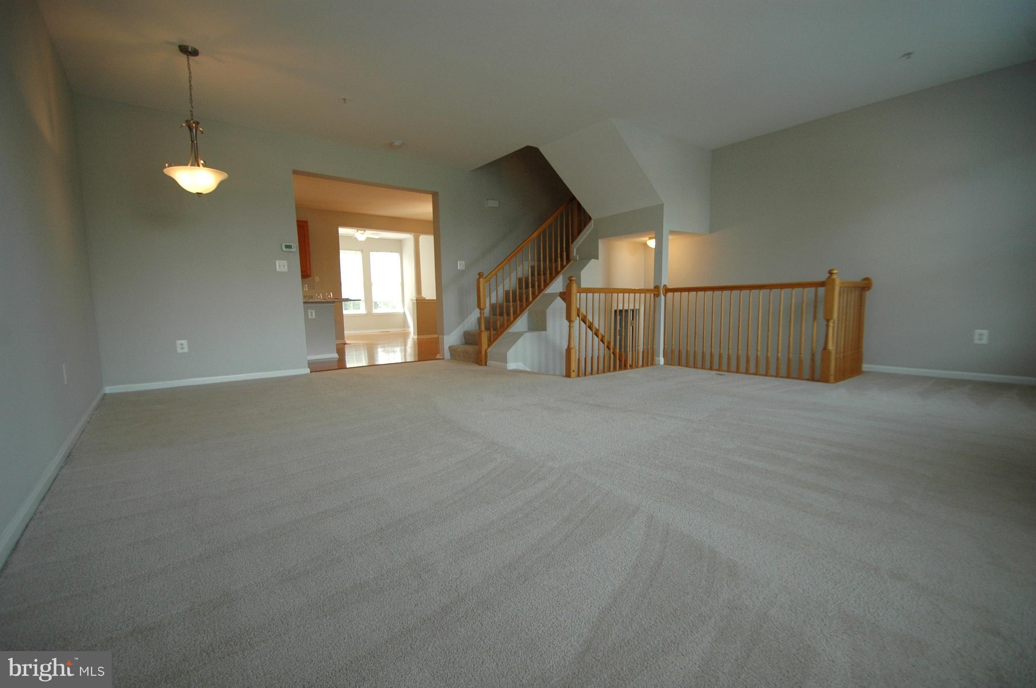 RIVER OAKS - Residential