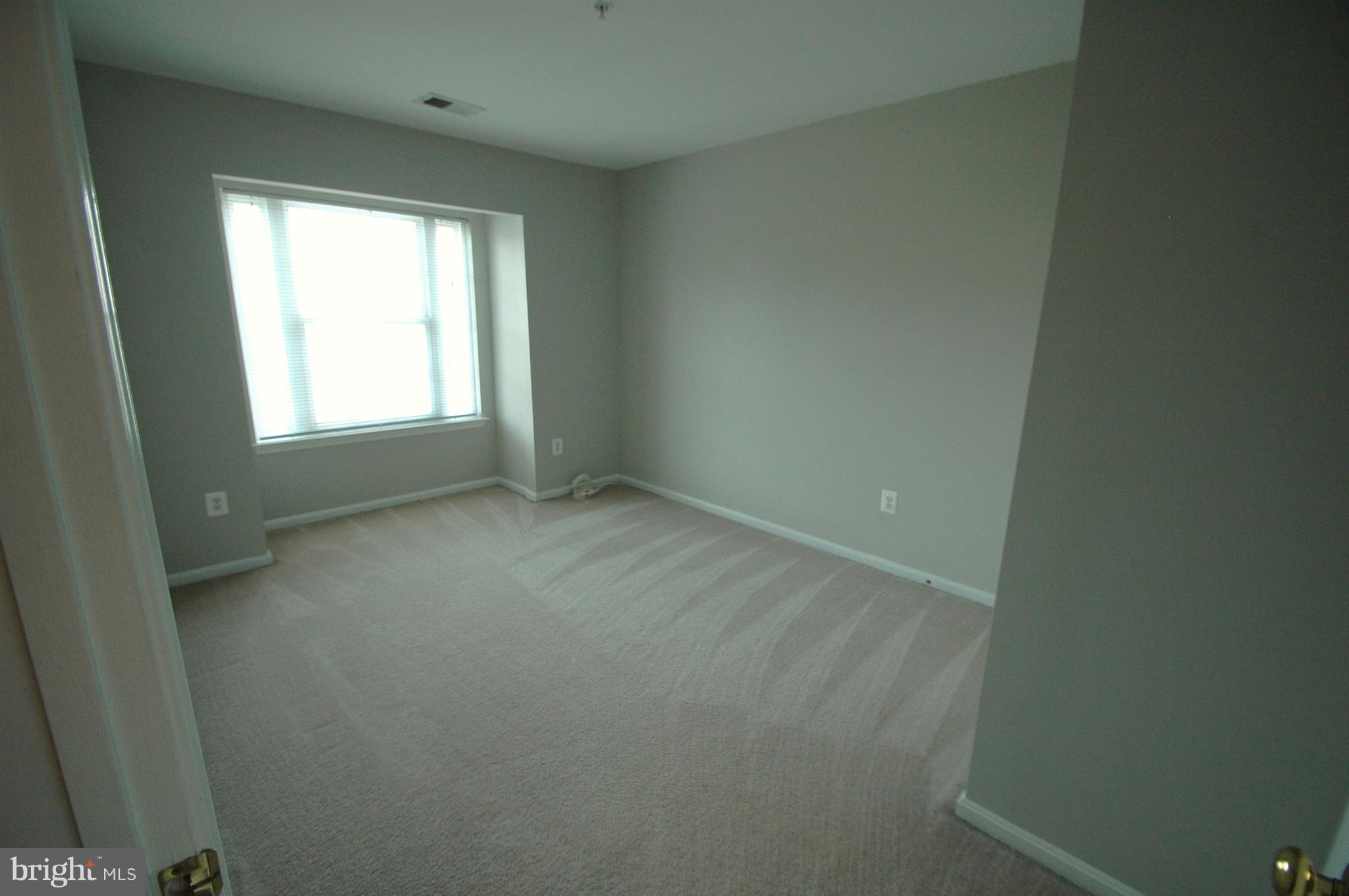 RIVER OAKS - Residential