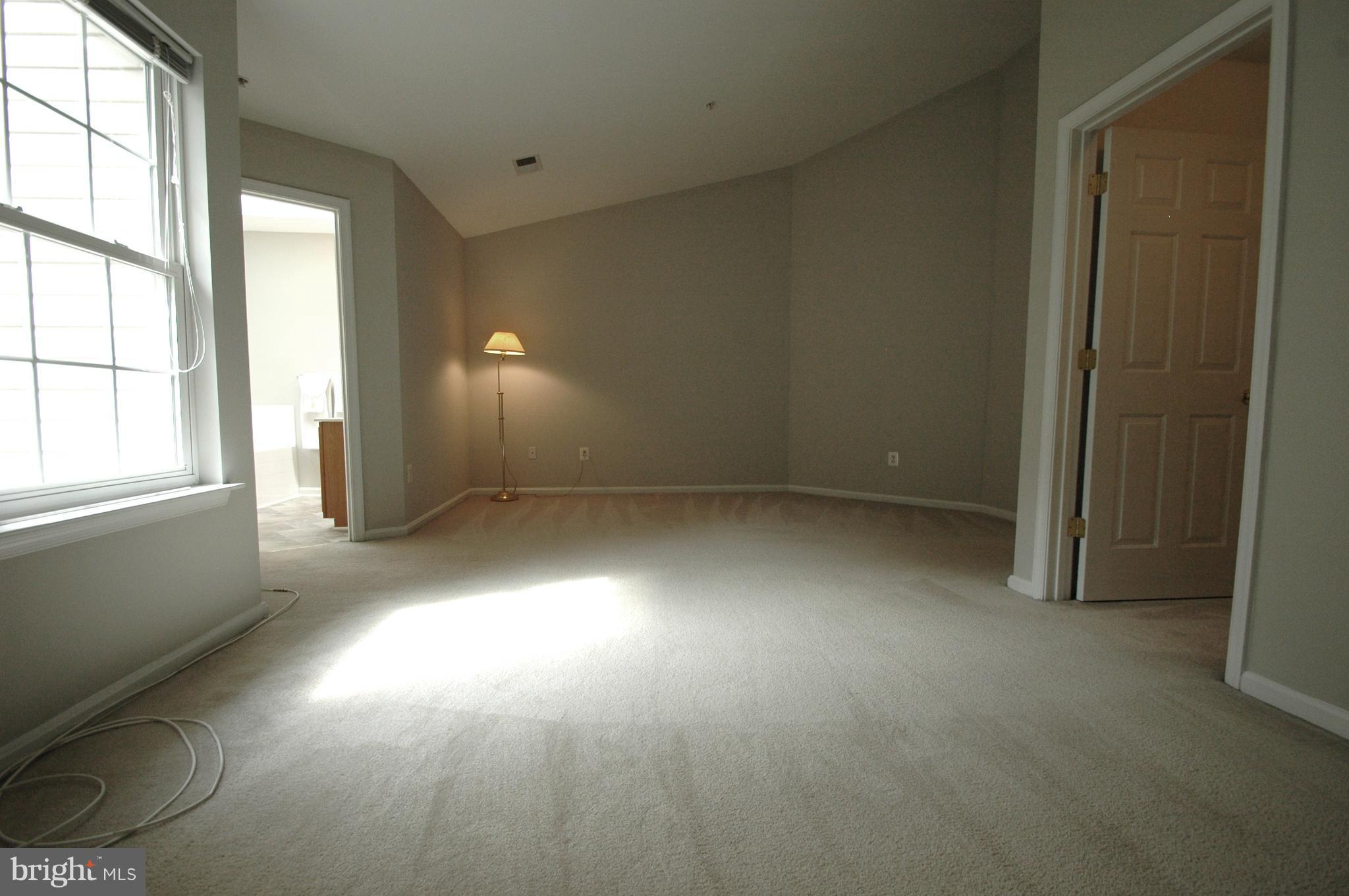 RIVER OAKS - Residential