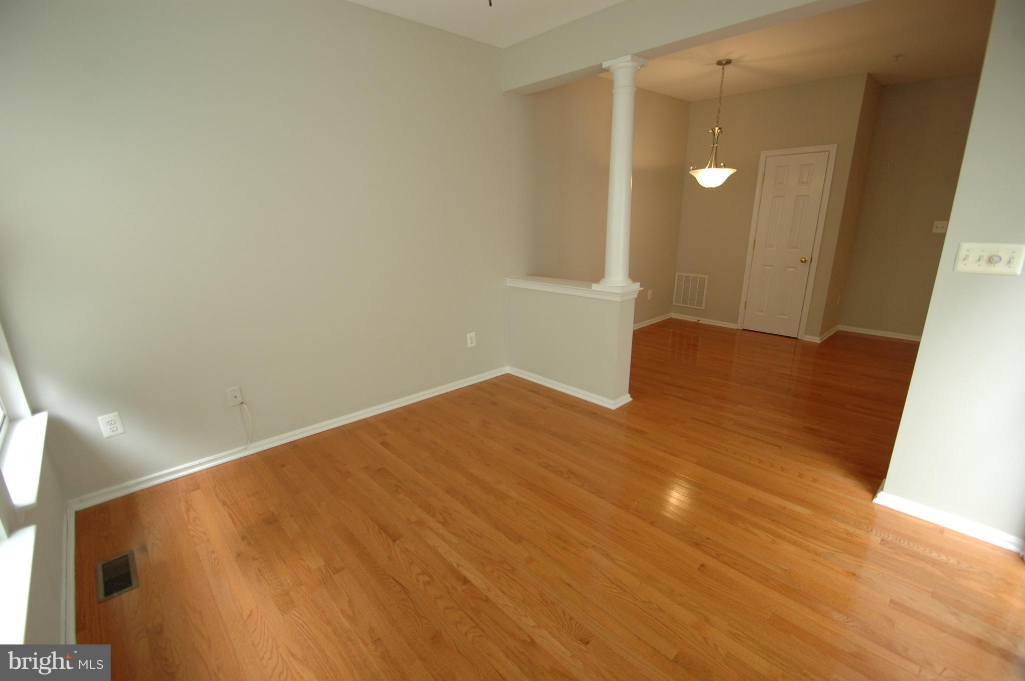 RIVER OAKS - Residential