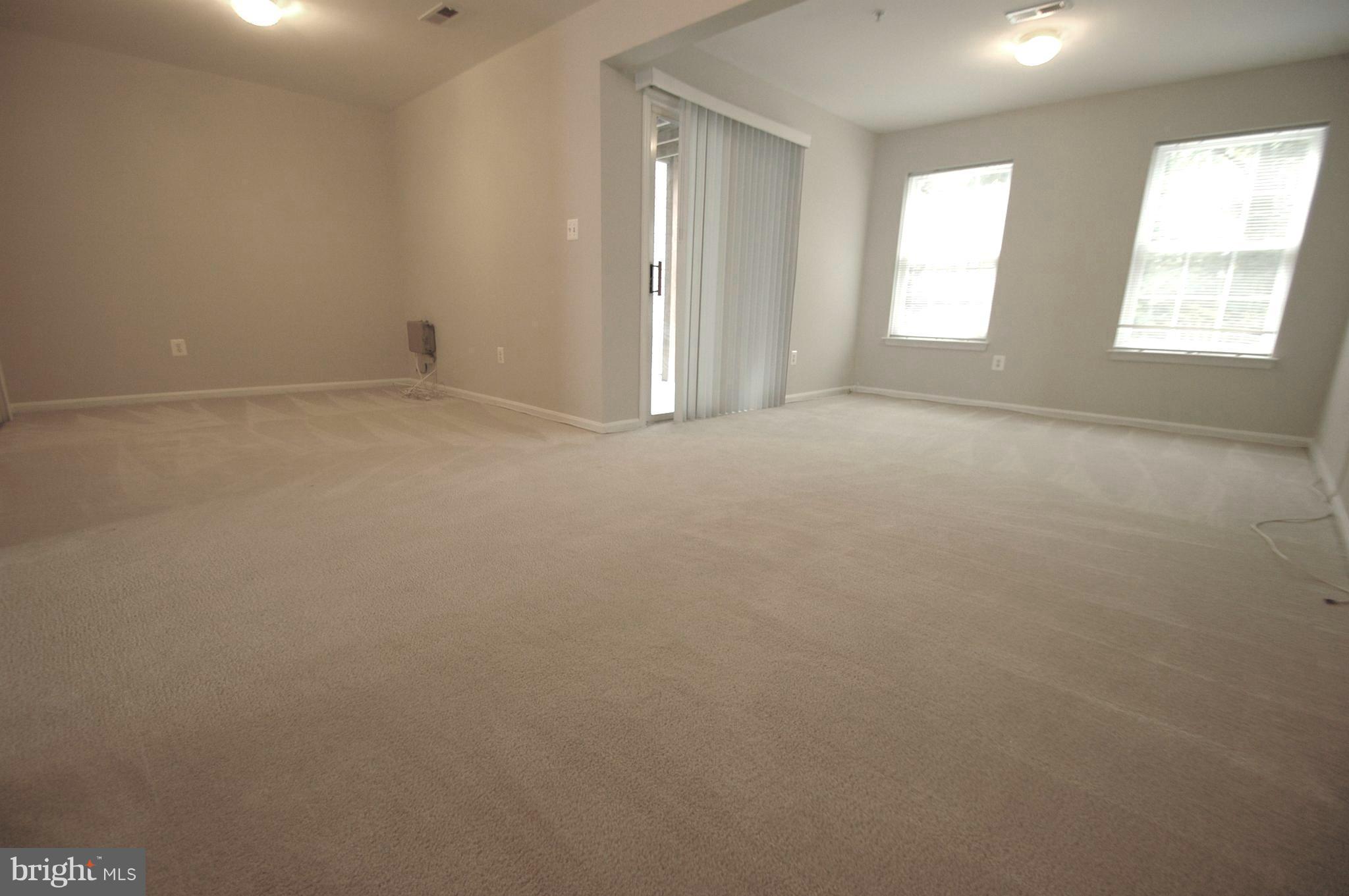 RIVER OAKS - Residential