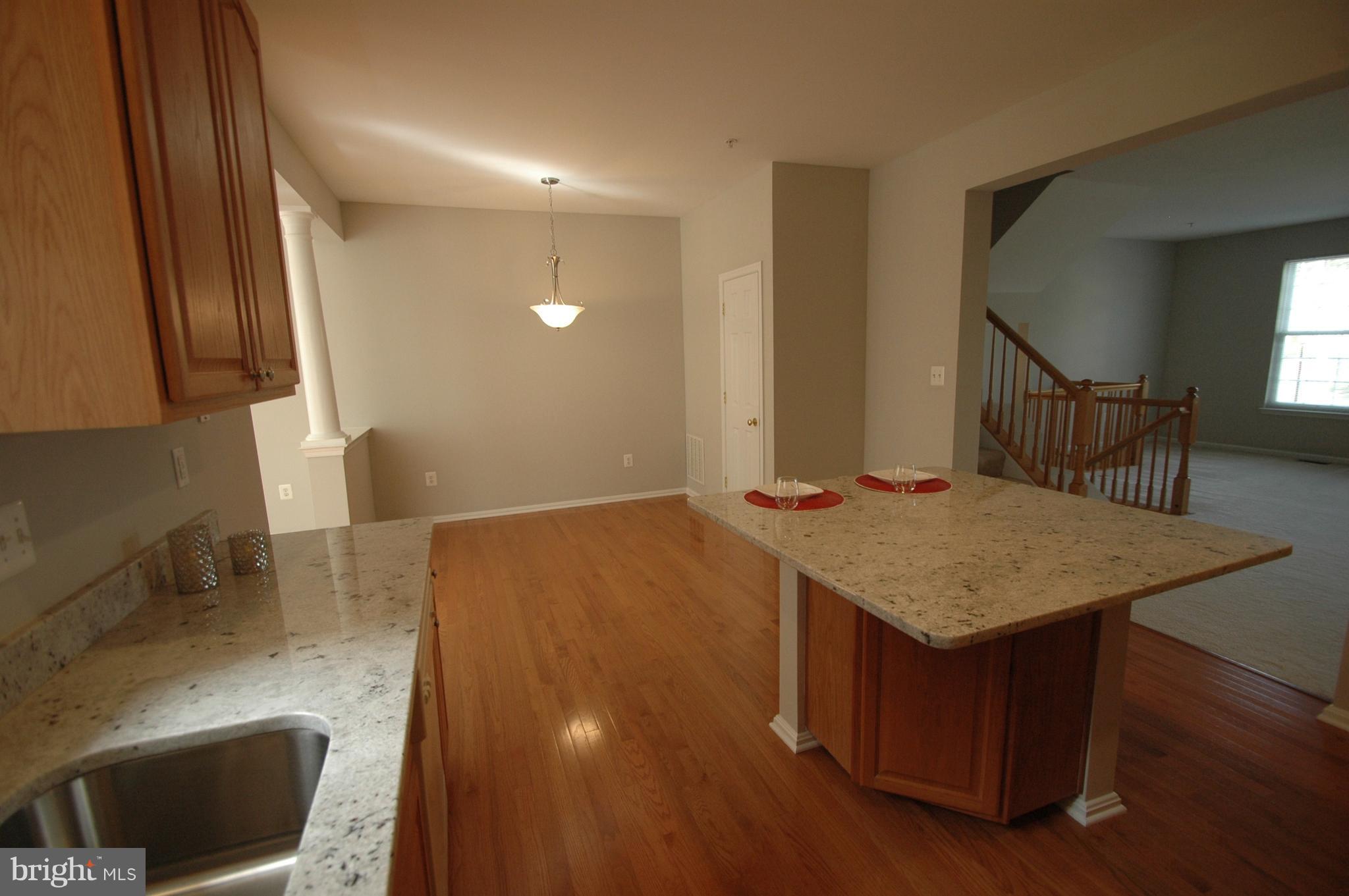 RIVER OAKS - Residential