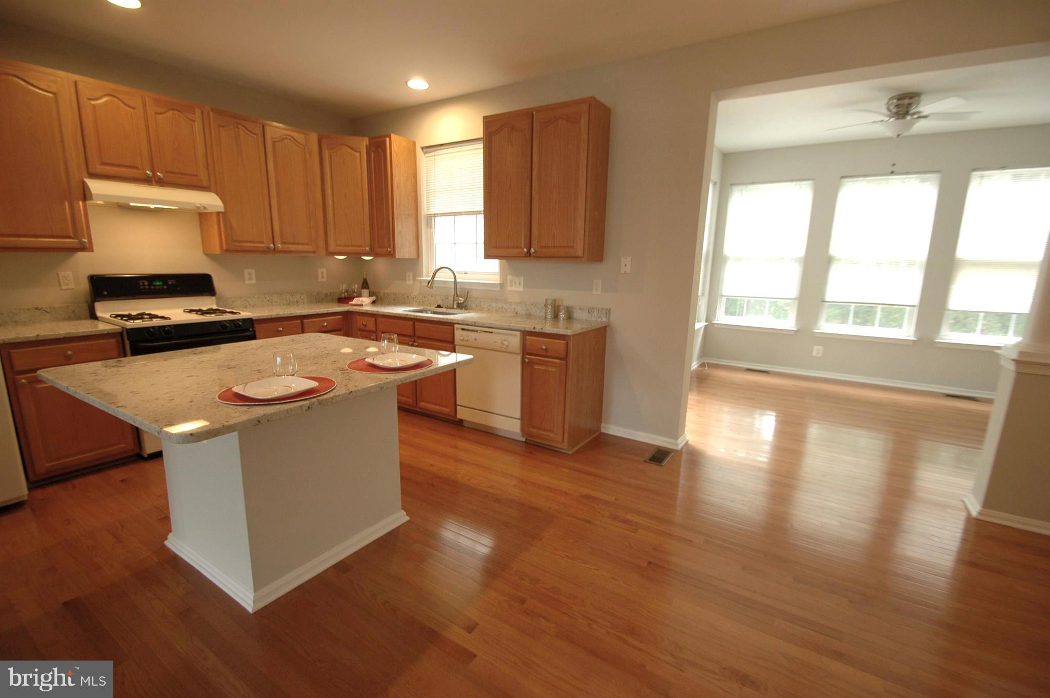 RIVER OAKS - Residential