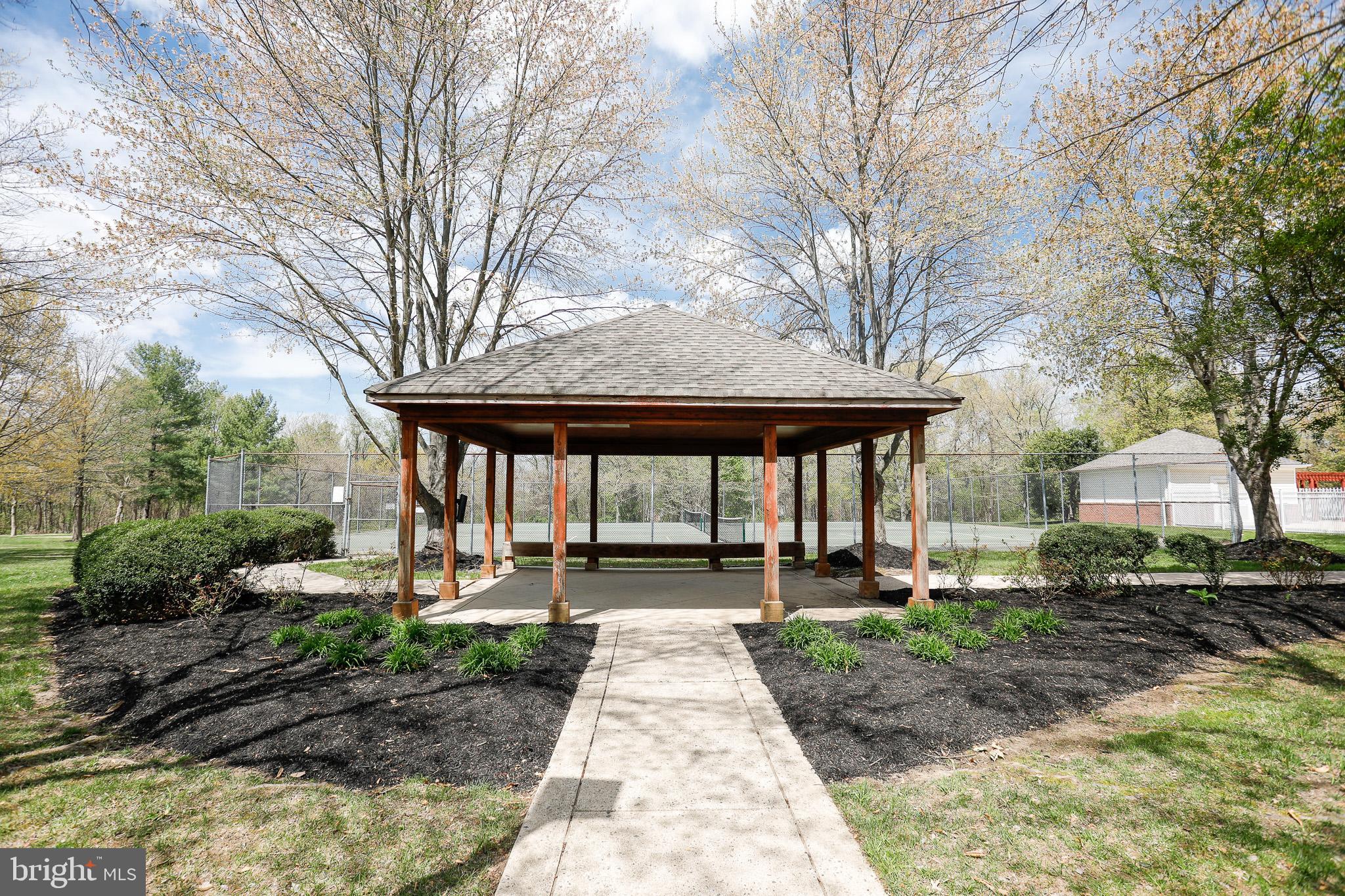 TAYLOR RIDGE CONDOMINIUMS - Residential