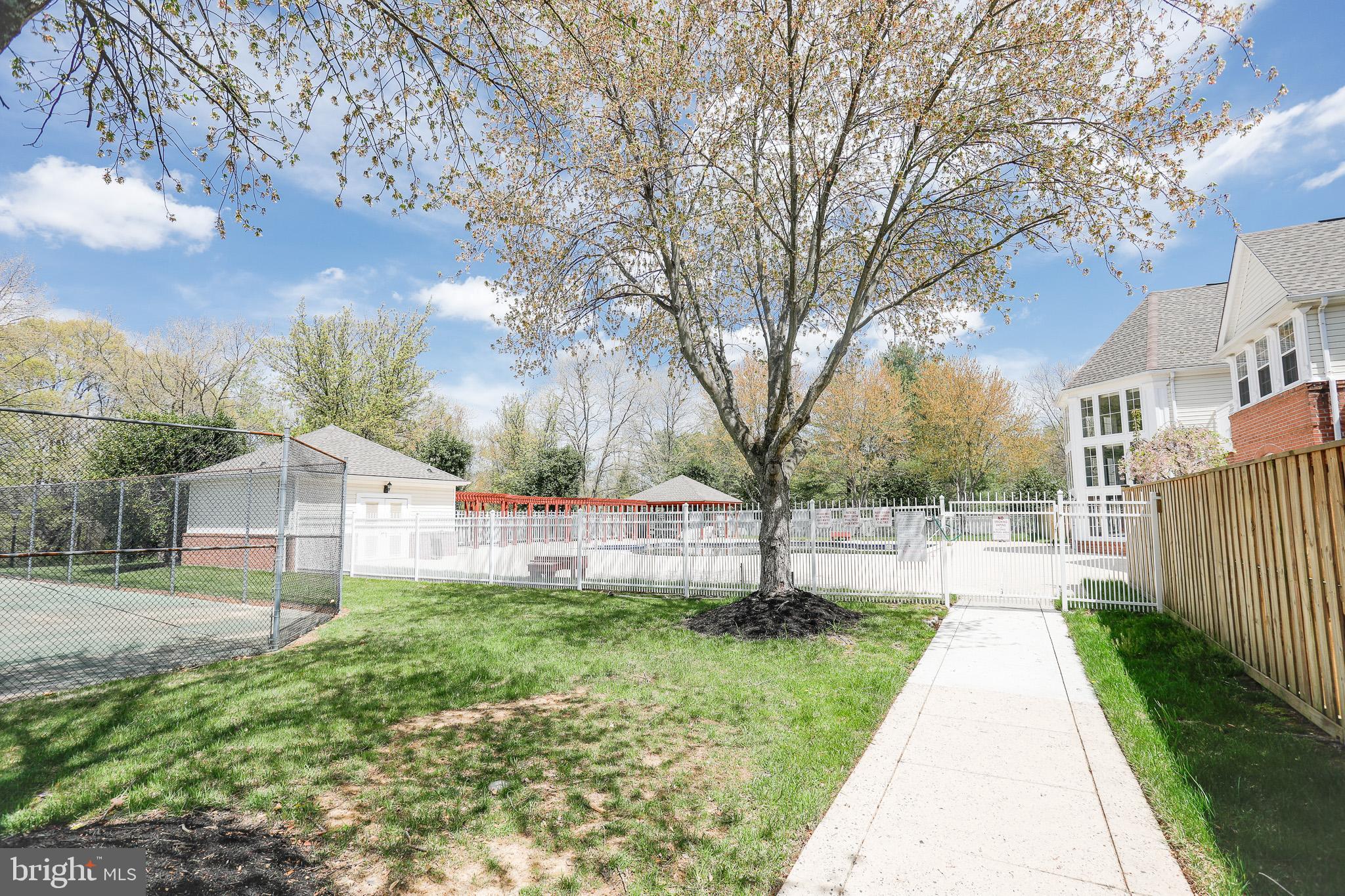 TAYLOR RIDGE CONDOMINIUMS - Residential