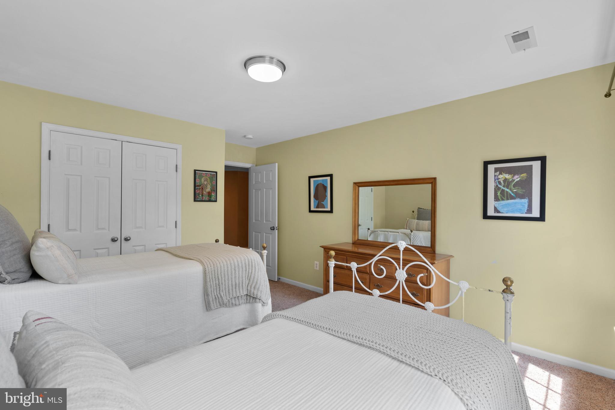 TREYBURN - Residential