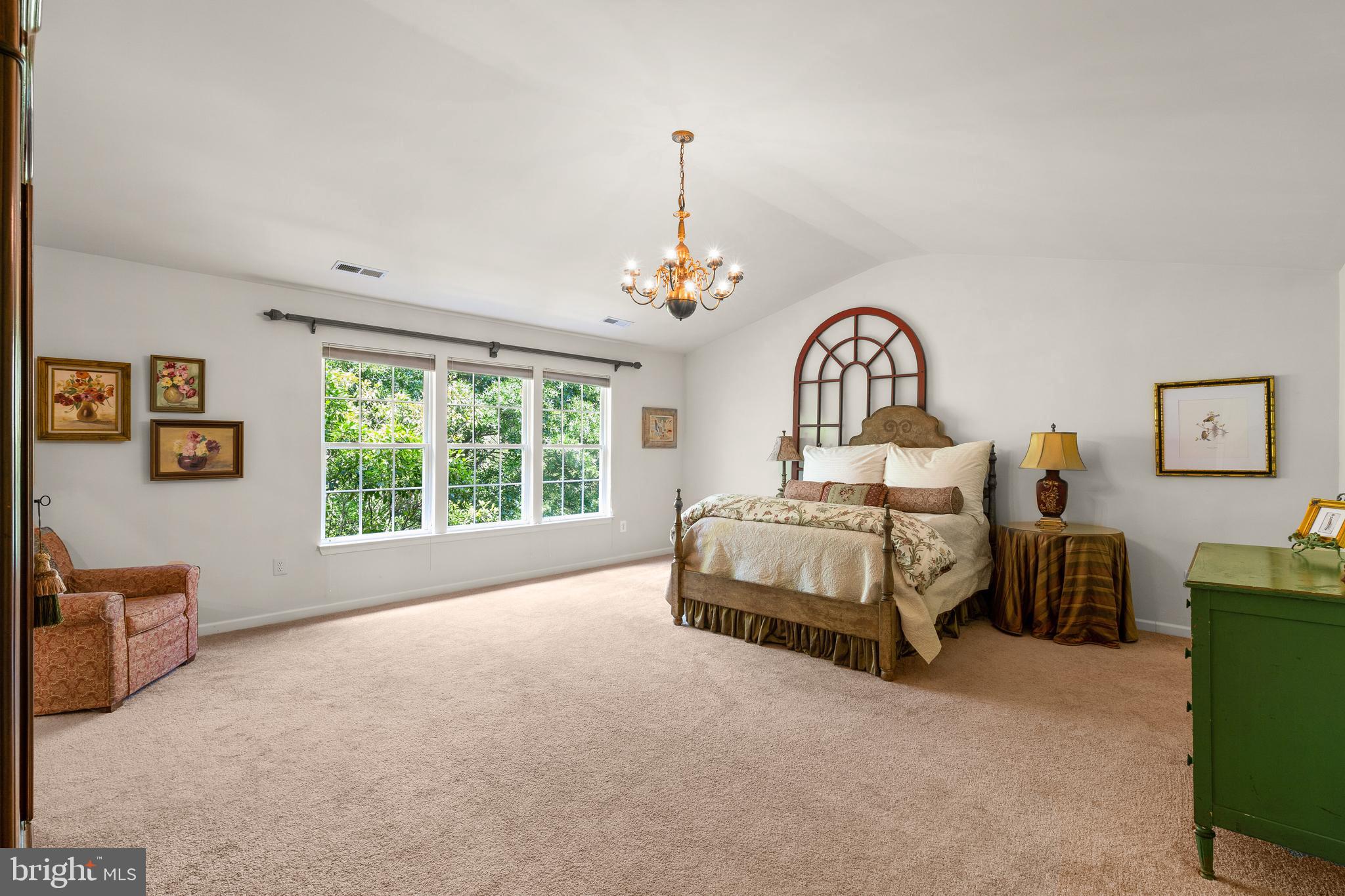 TREYBURN - Residential