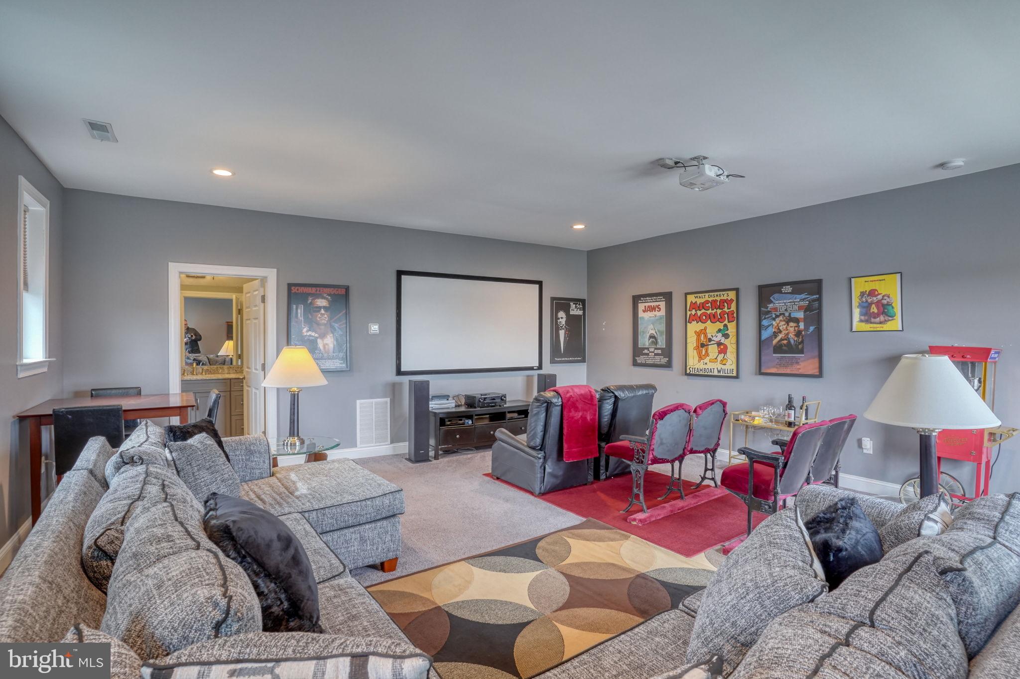 NOBLES POND - Residential