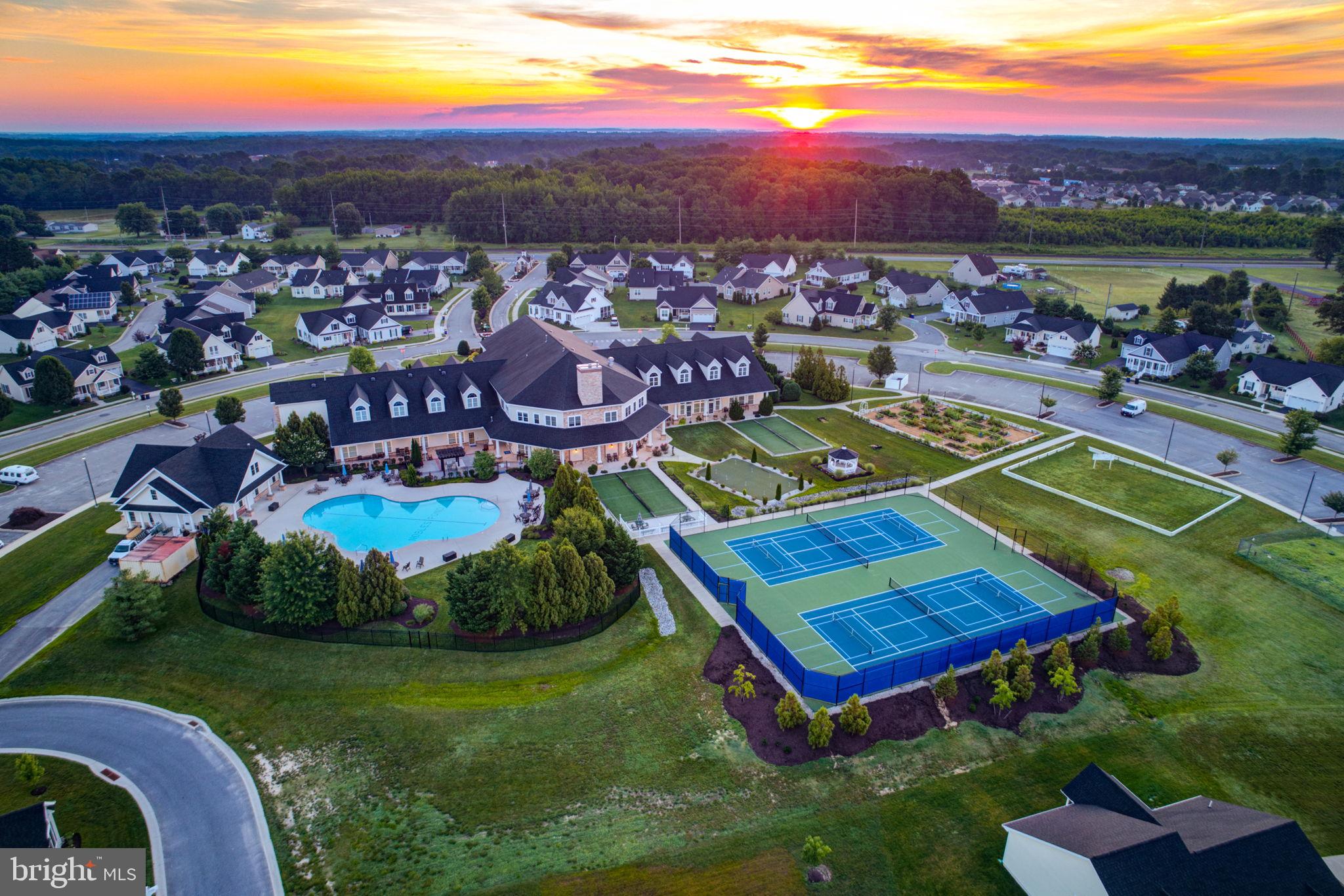 NOBLES POND - Residential