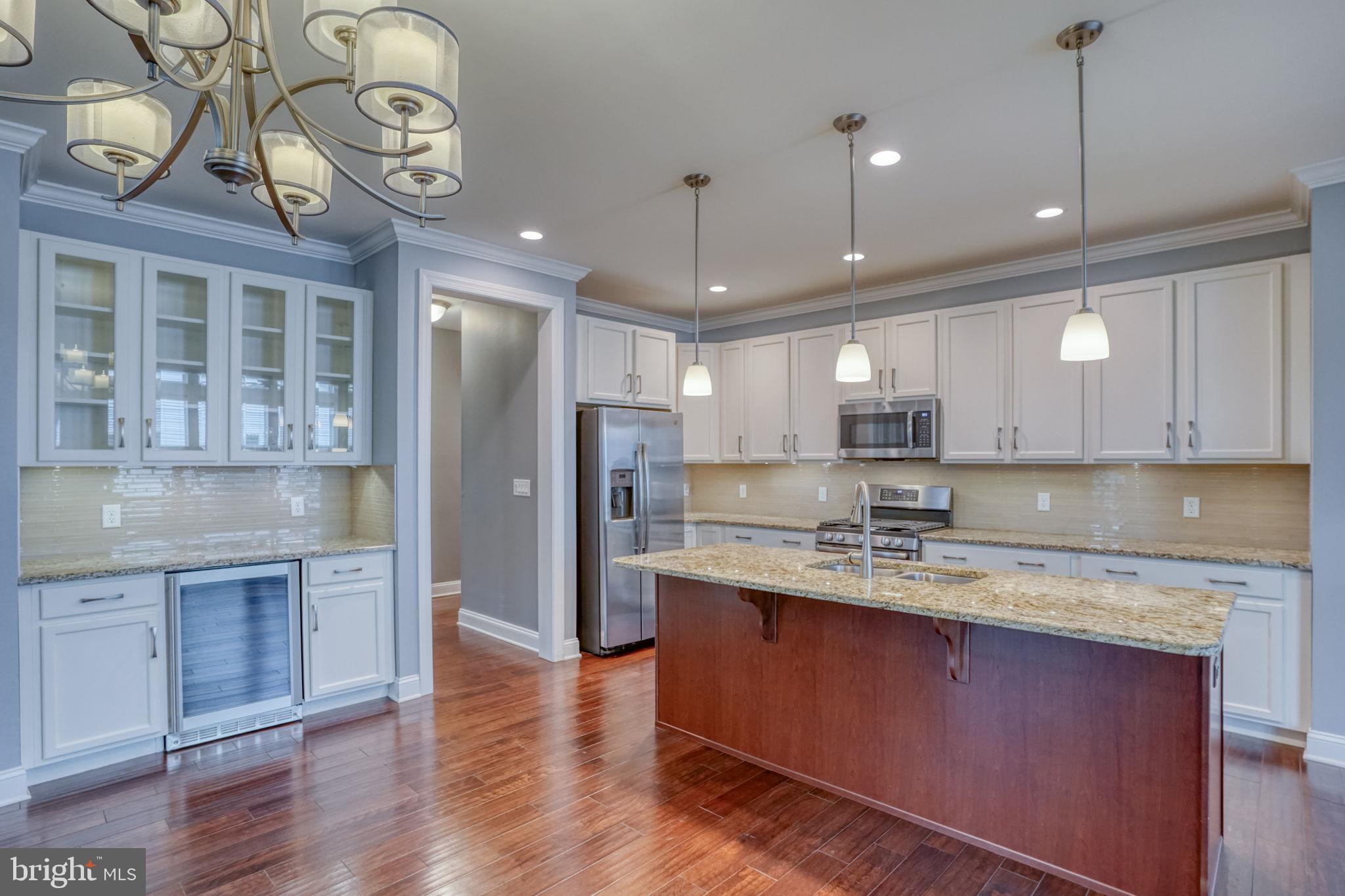NOBLES POND - Residential
