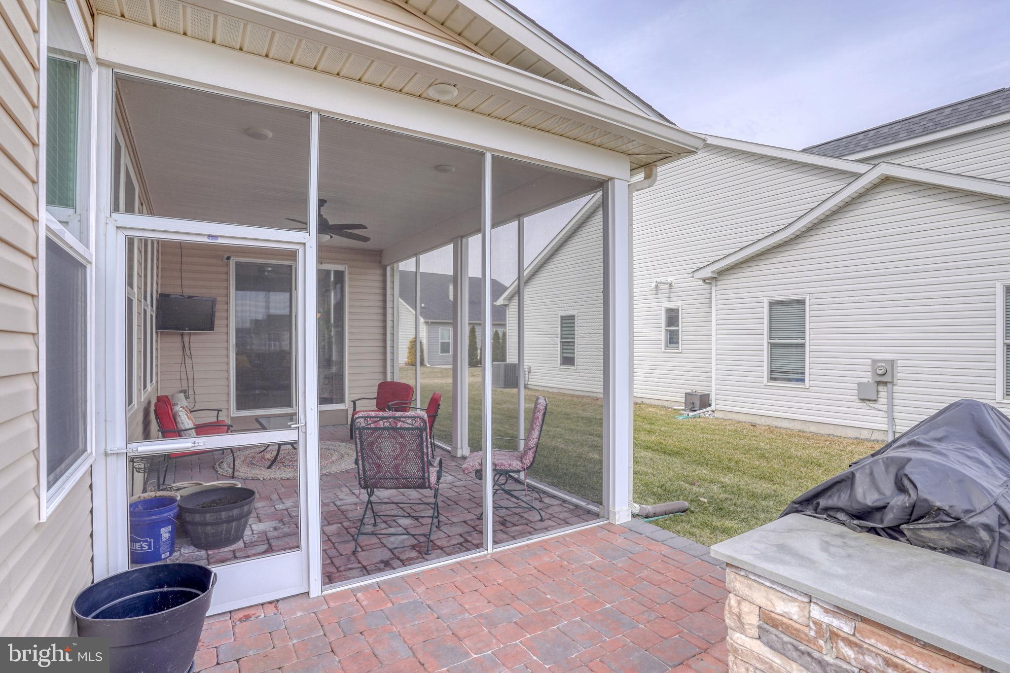 NOBLES POND - Residential