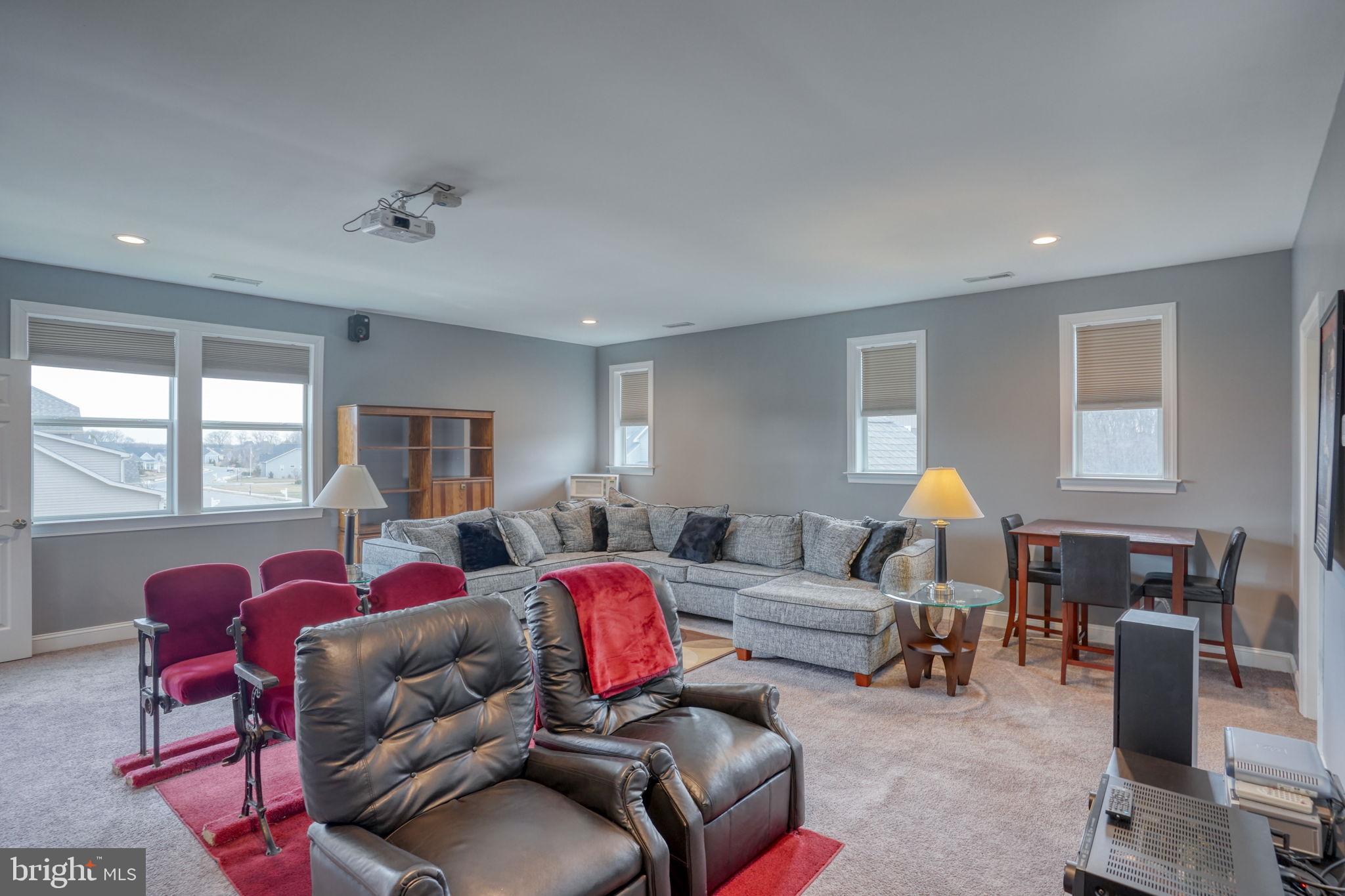 NOBLES POND - Residential