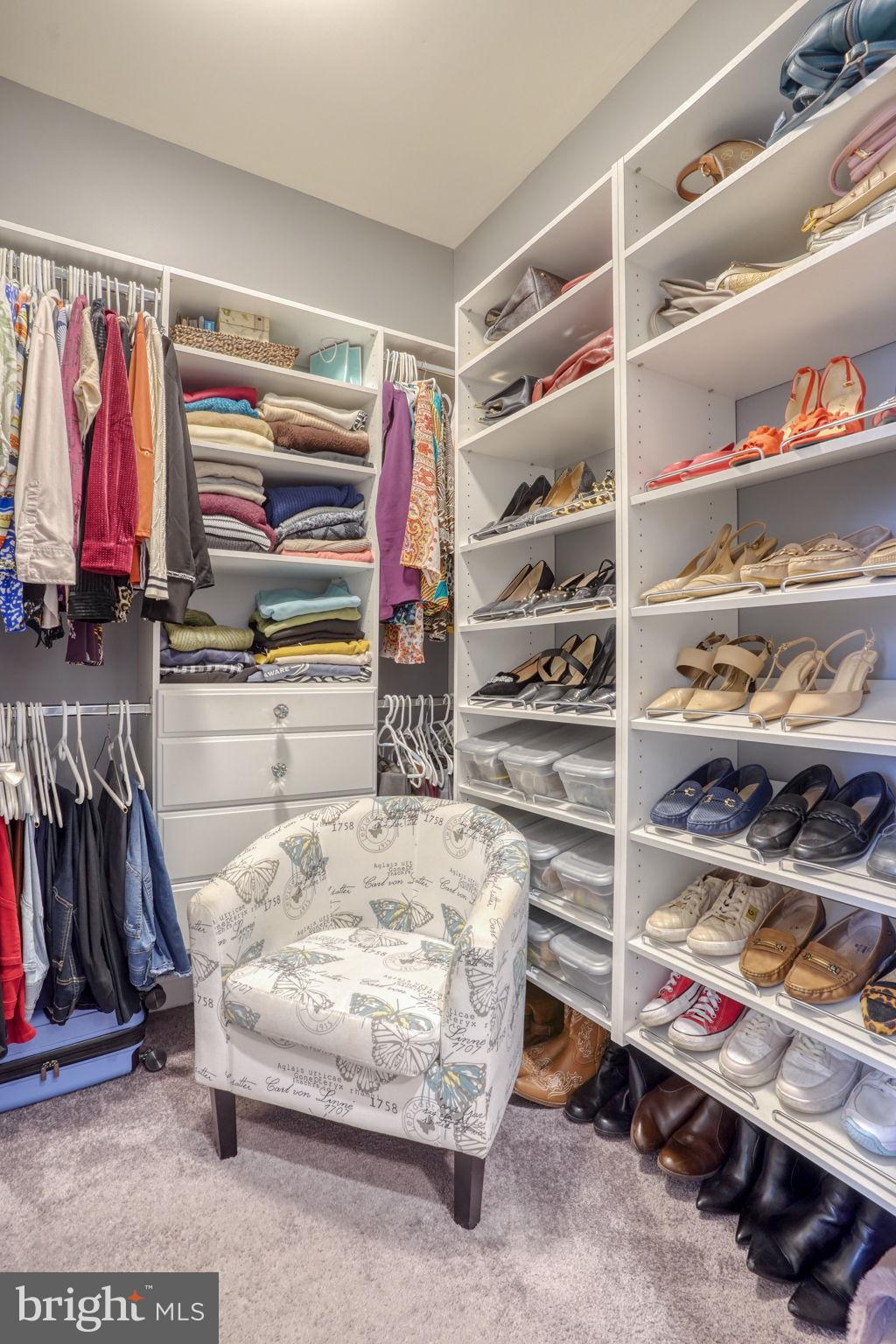 NOBLES POND - Residential