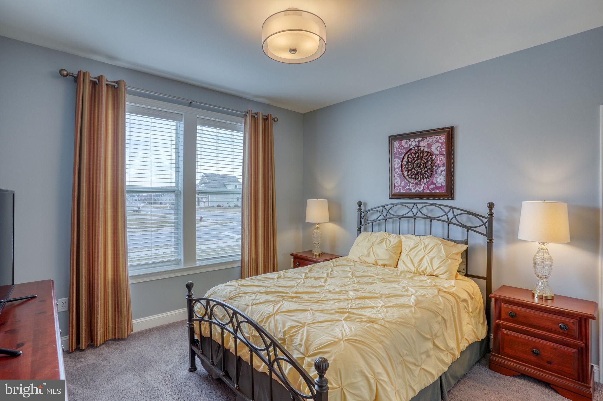 NOBLES POND - Residential