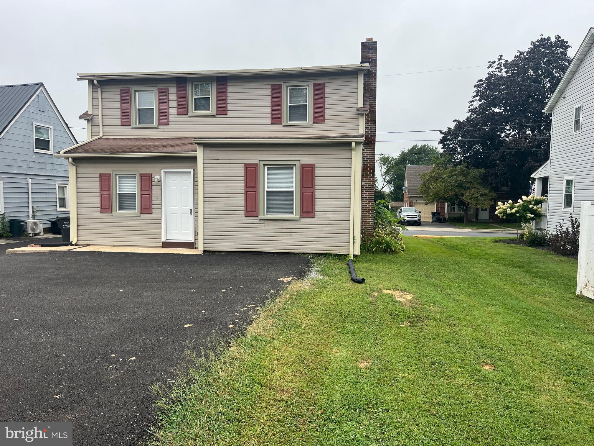 144 W CONESTOGA STREET