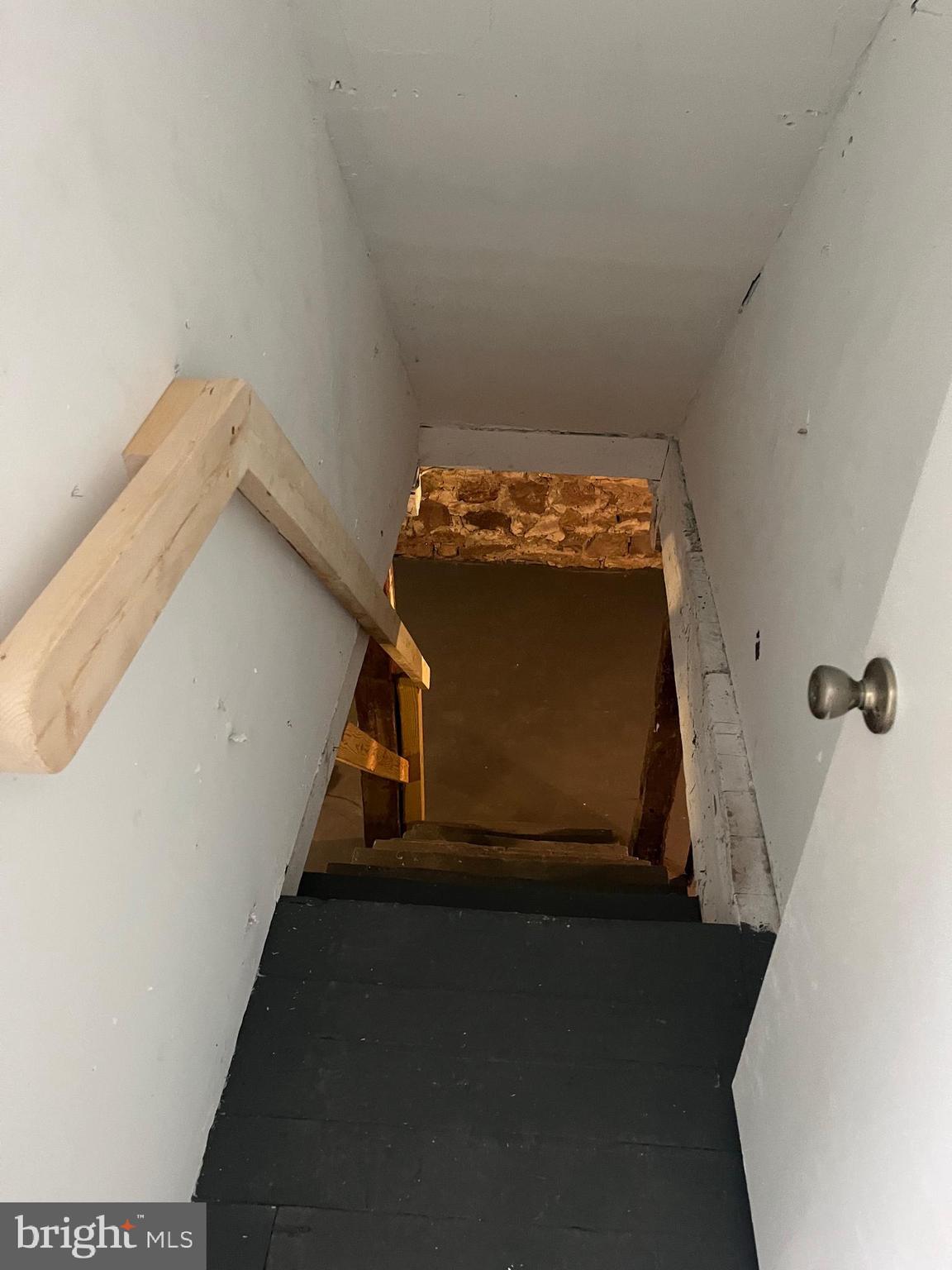 NEW  HOLLAND - Residential