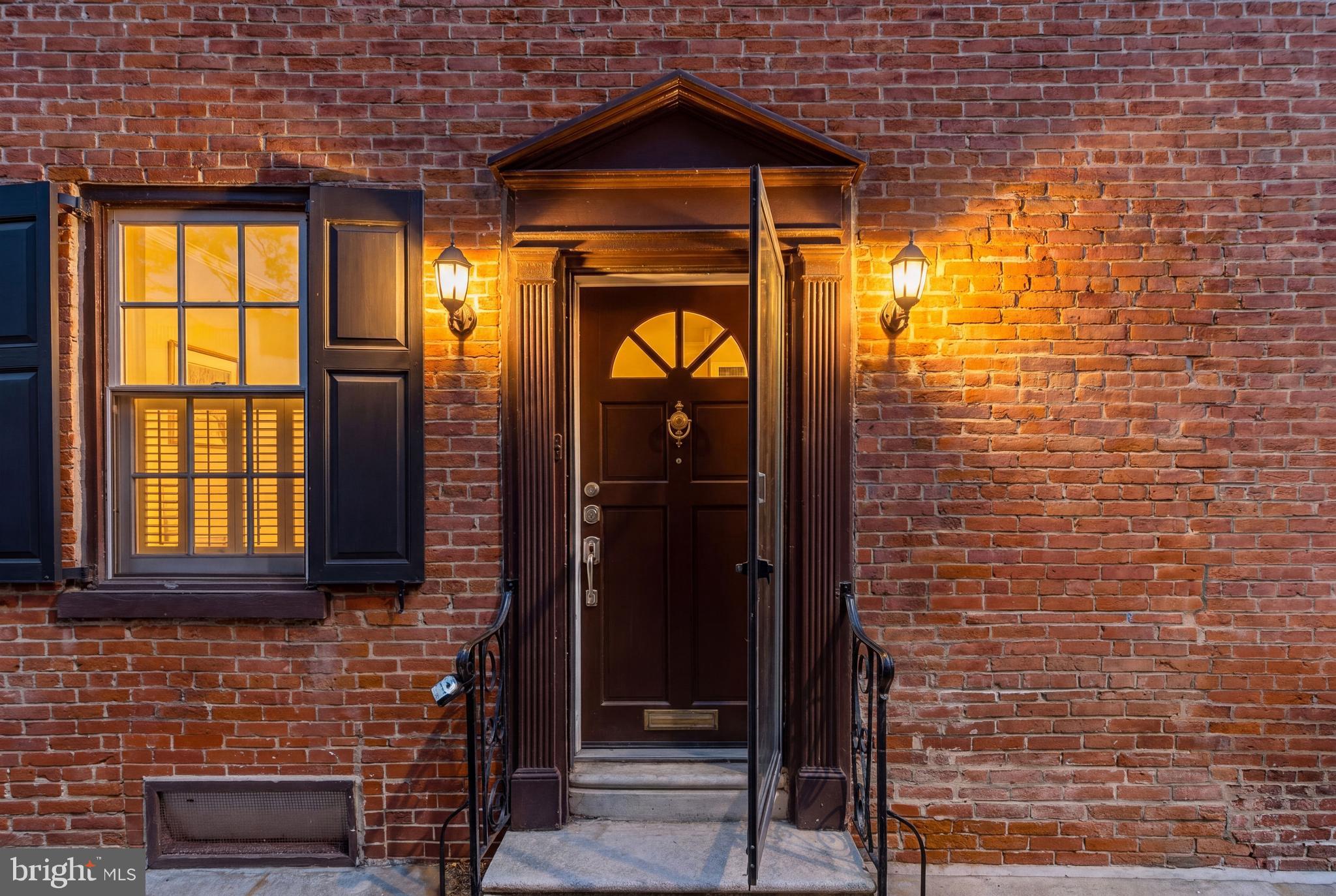WASHINGTON SQ WEST - Residential