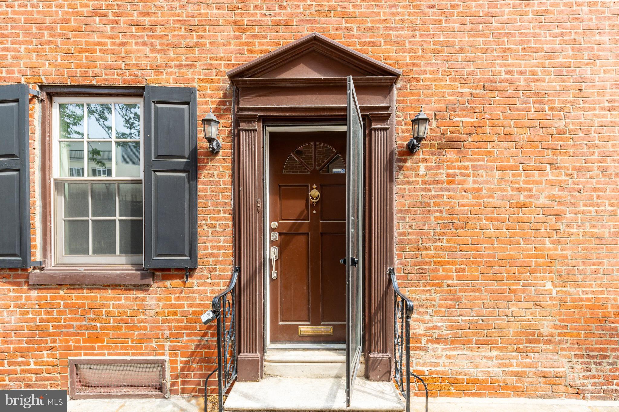 WASHINGTON SQ WEST - Residential