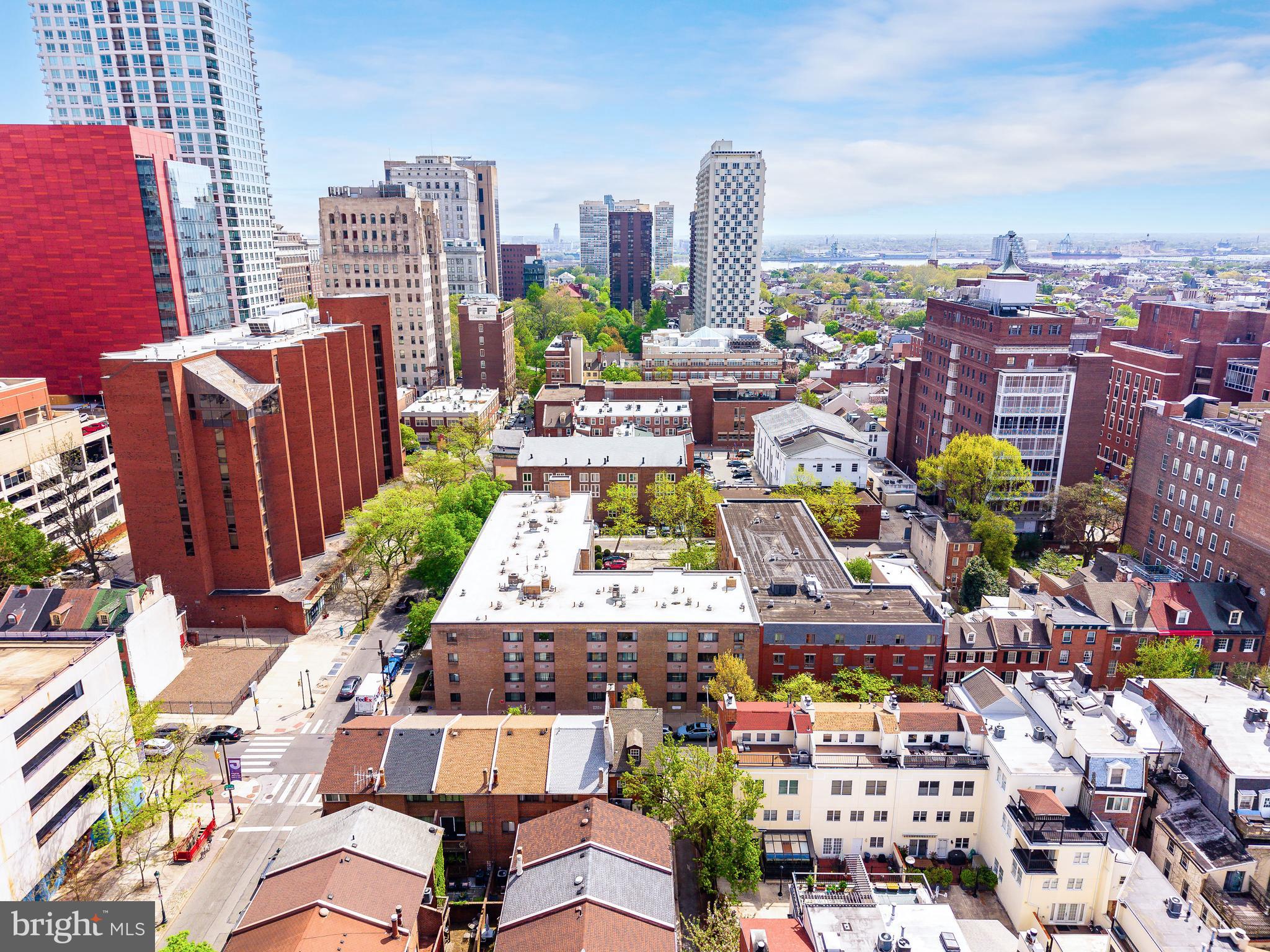 WASHINGTON SQ WEST - Residential
