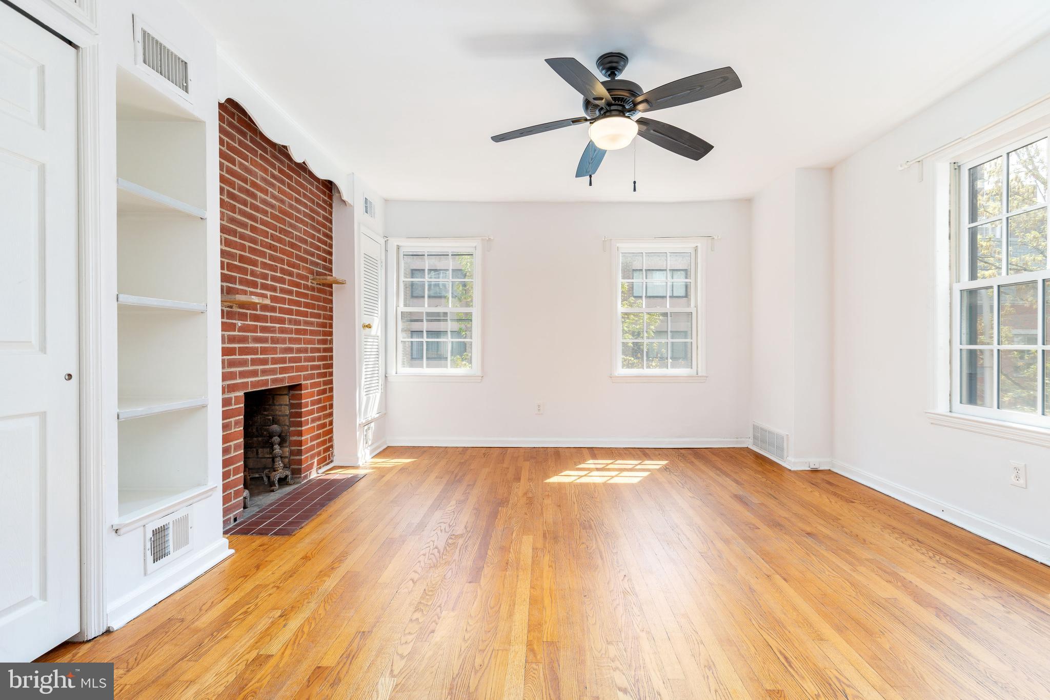 WASHINGTON SQ WEST - Residential