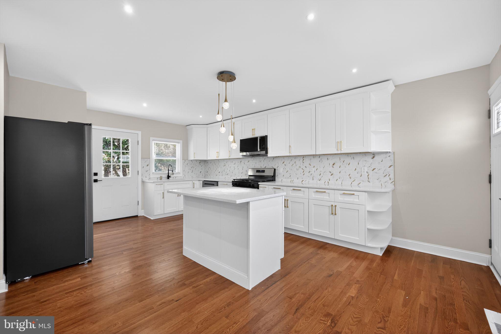 LLANGOLLEN ESTATES - Residential