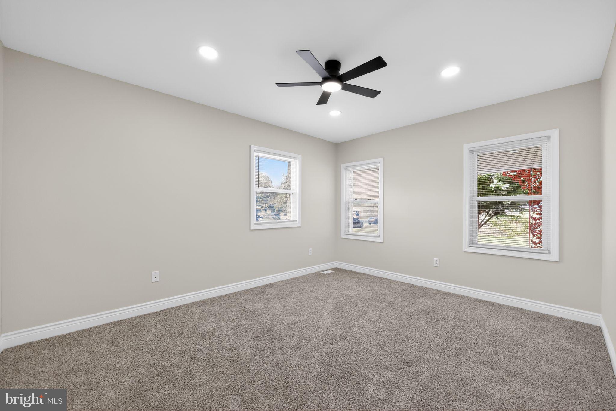 LLANGOLLEN ESTATES - Residential