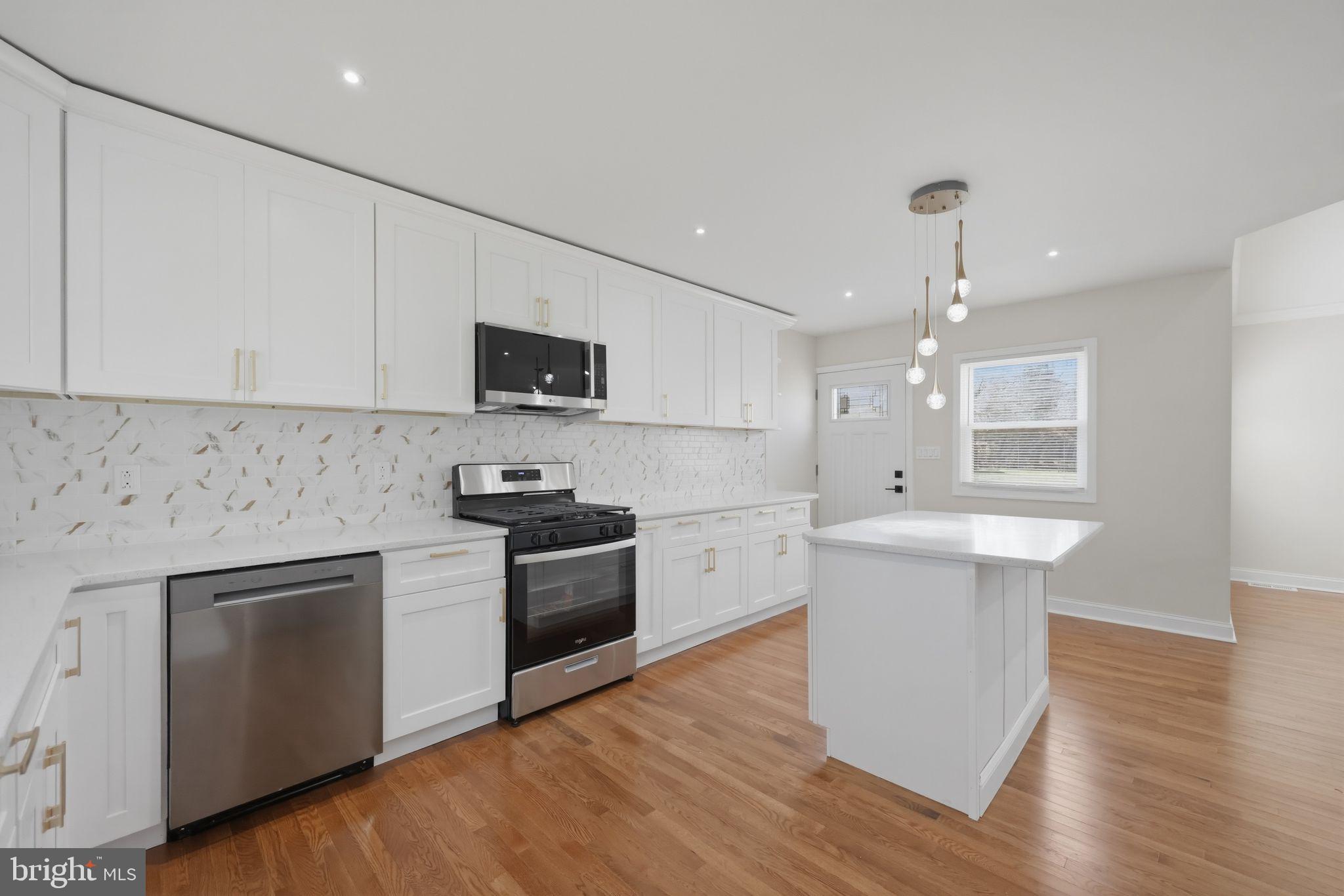 LLANGOLLEN ESTATES - Residential