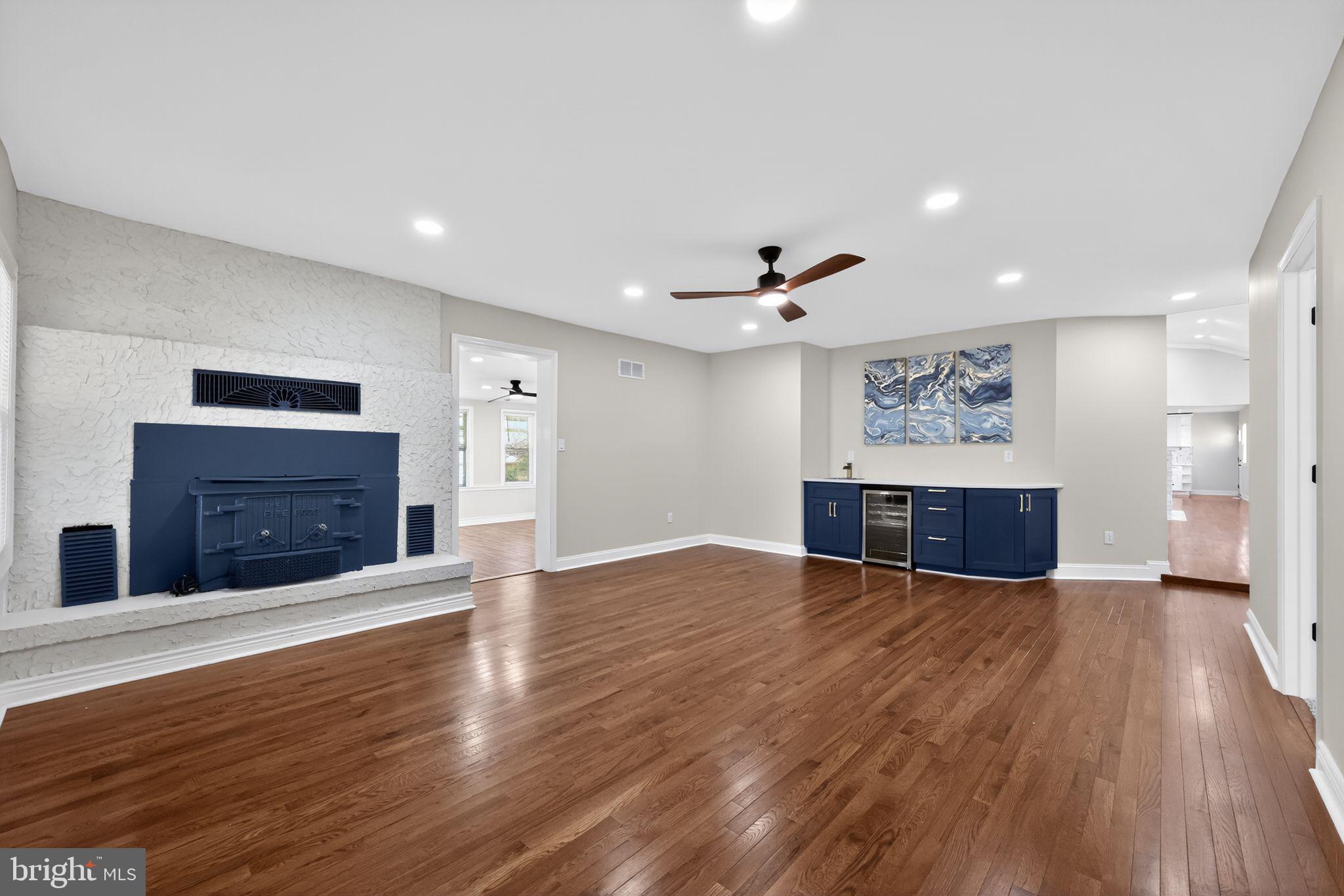 LLANGOLLEN ESTATES - Residential