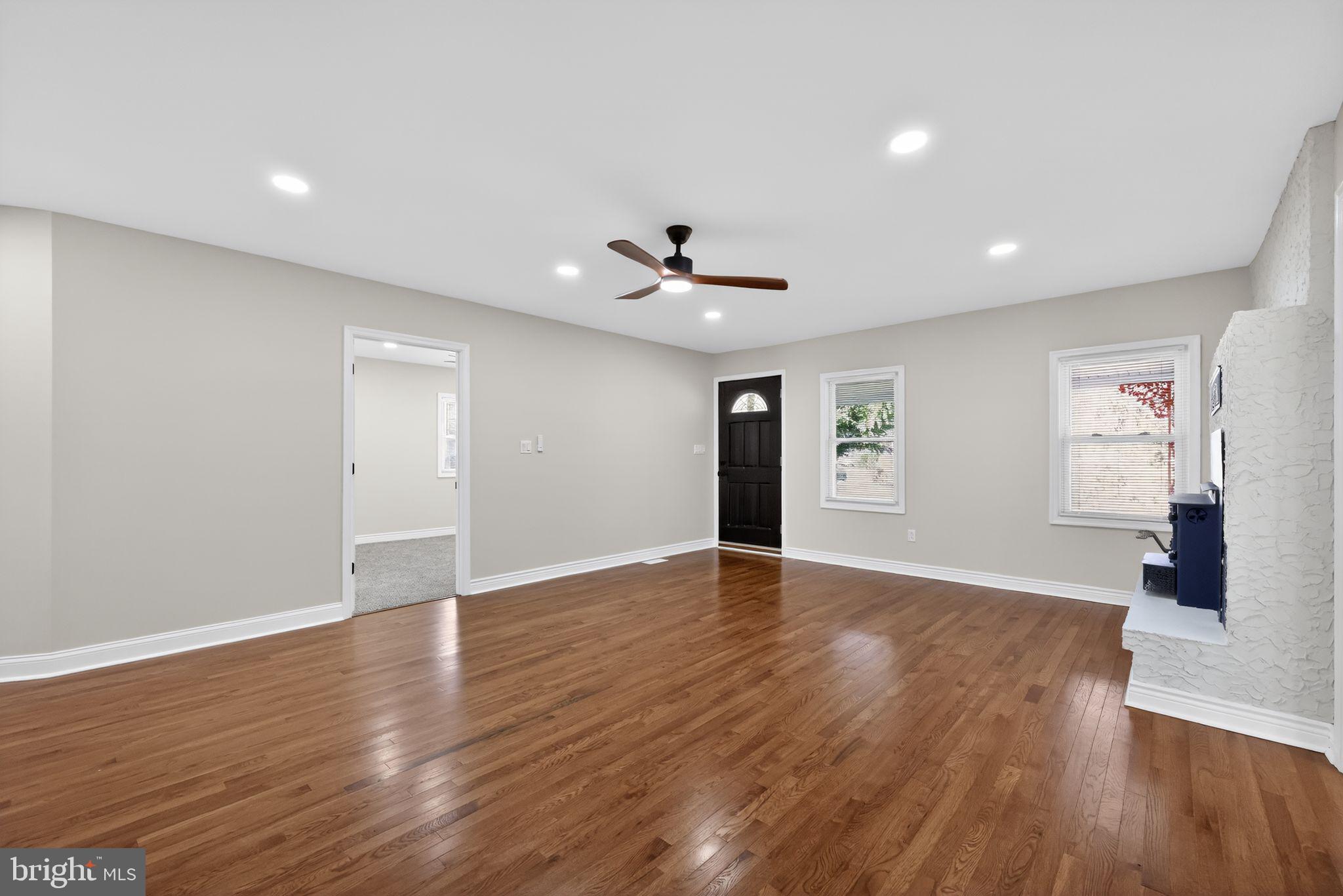 LLANGOLLEN ESTATES - Residential