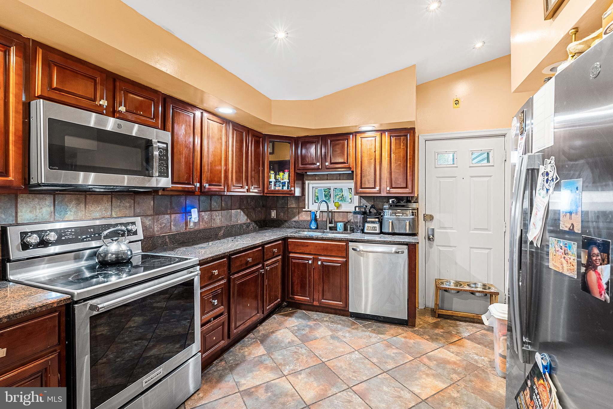 LAVEROCK - Residential