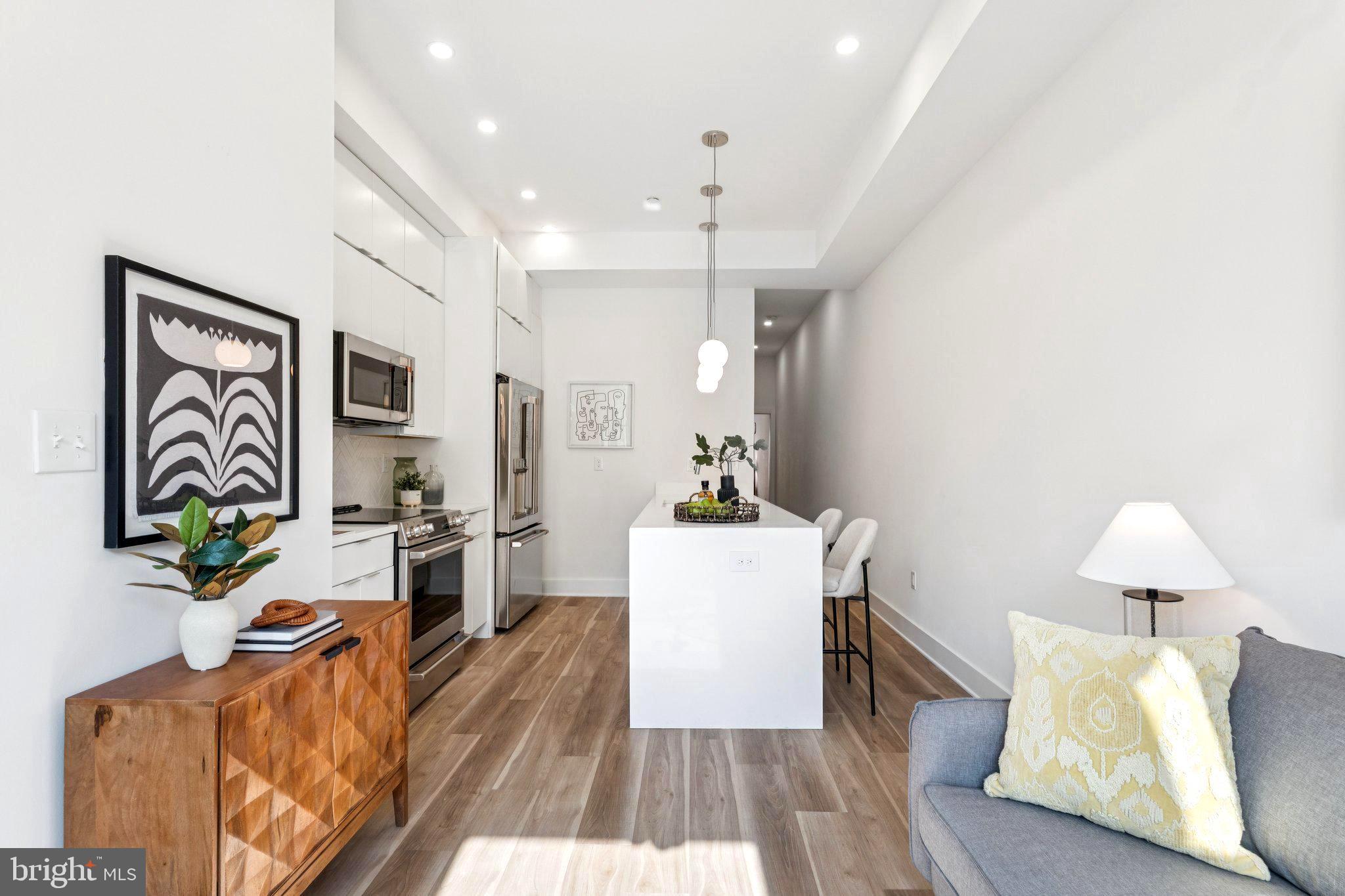 2015 13TH STREET NW 2