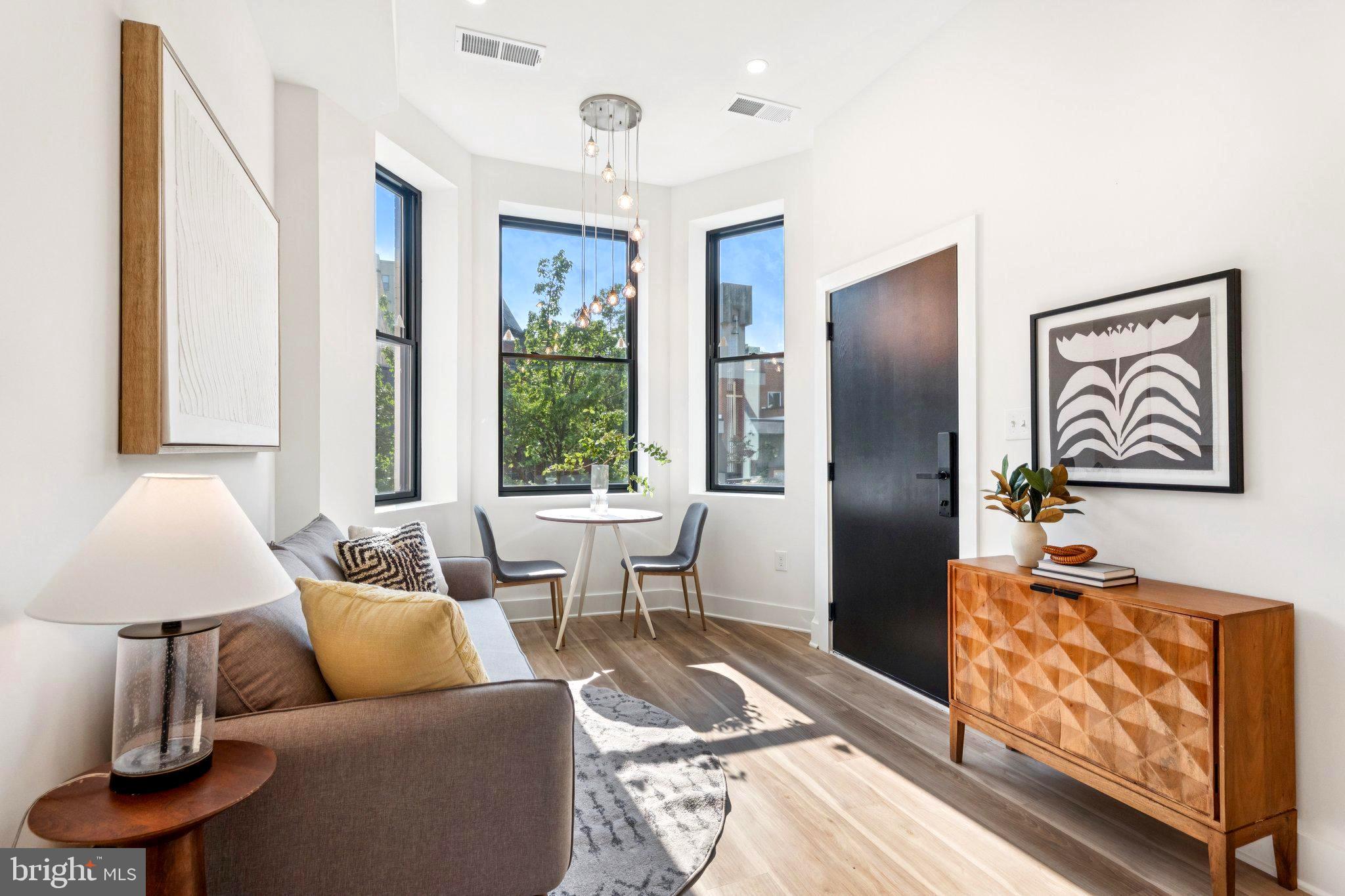 2015 13TH STREET NW 2