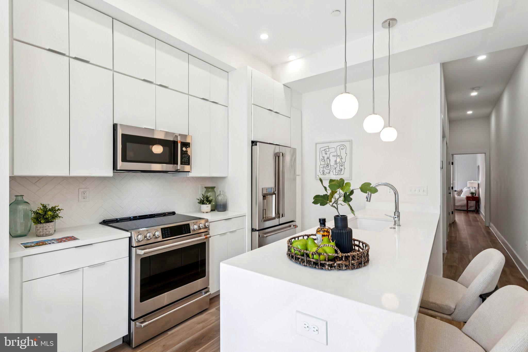 2015 13TH STREET NW 2