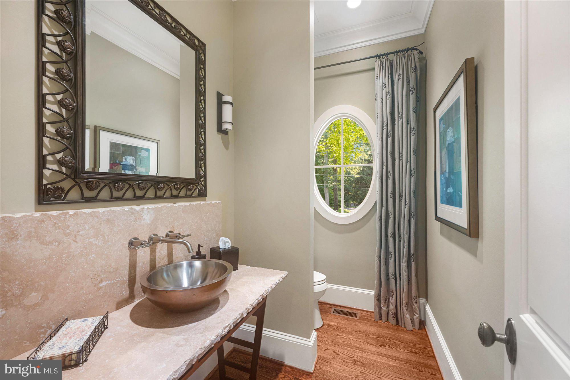 WILLIAMSBURG GARDENS - Residential