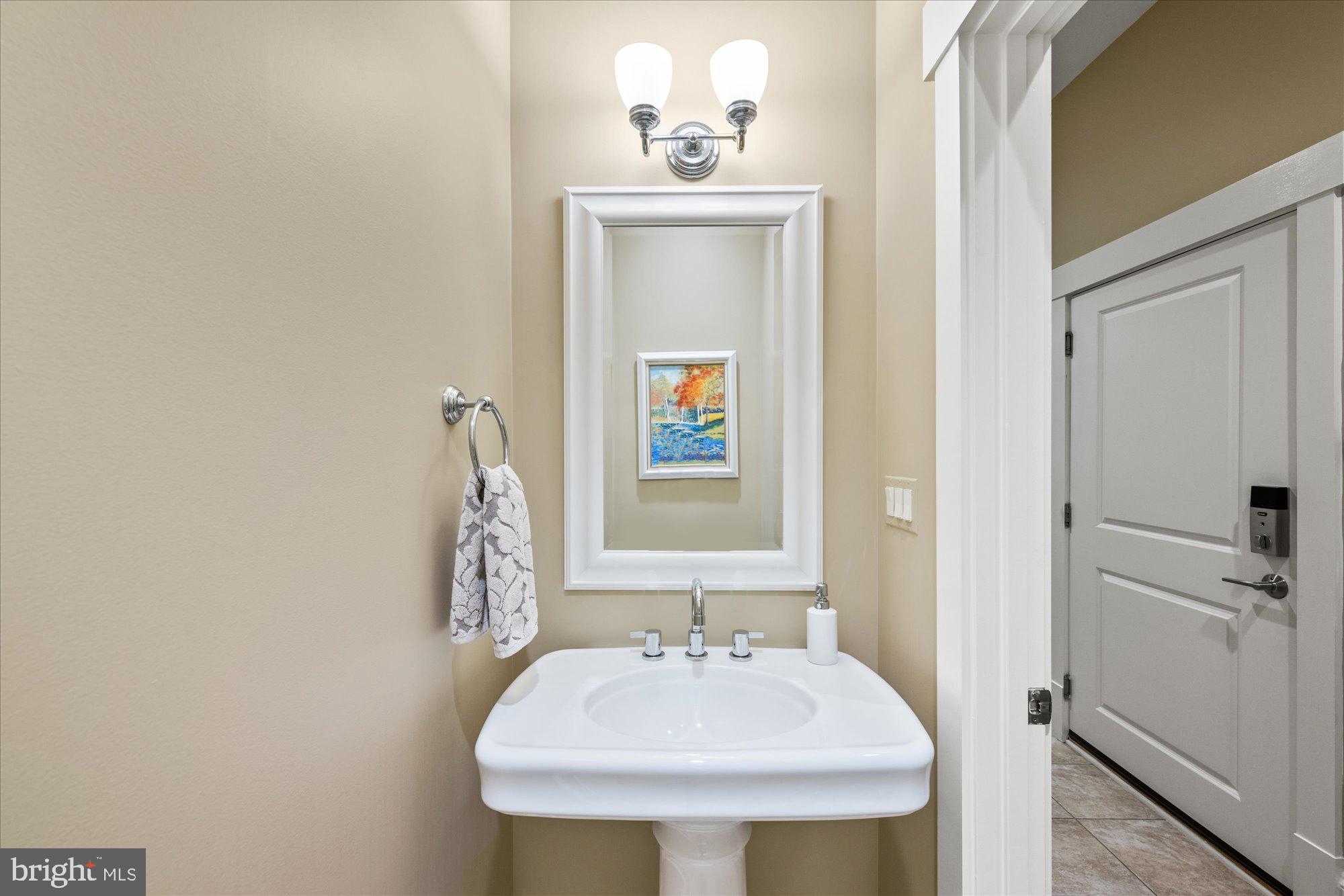 WILLIAMSBURG GARDENS - Residential